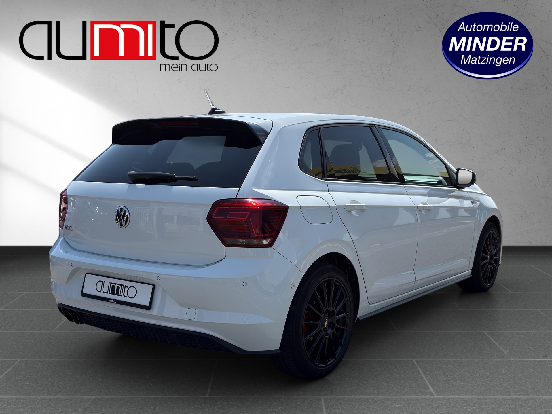 VW Polo 2.0 TSI GTI DSG-image-2