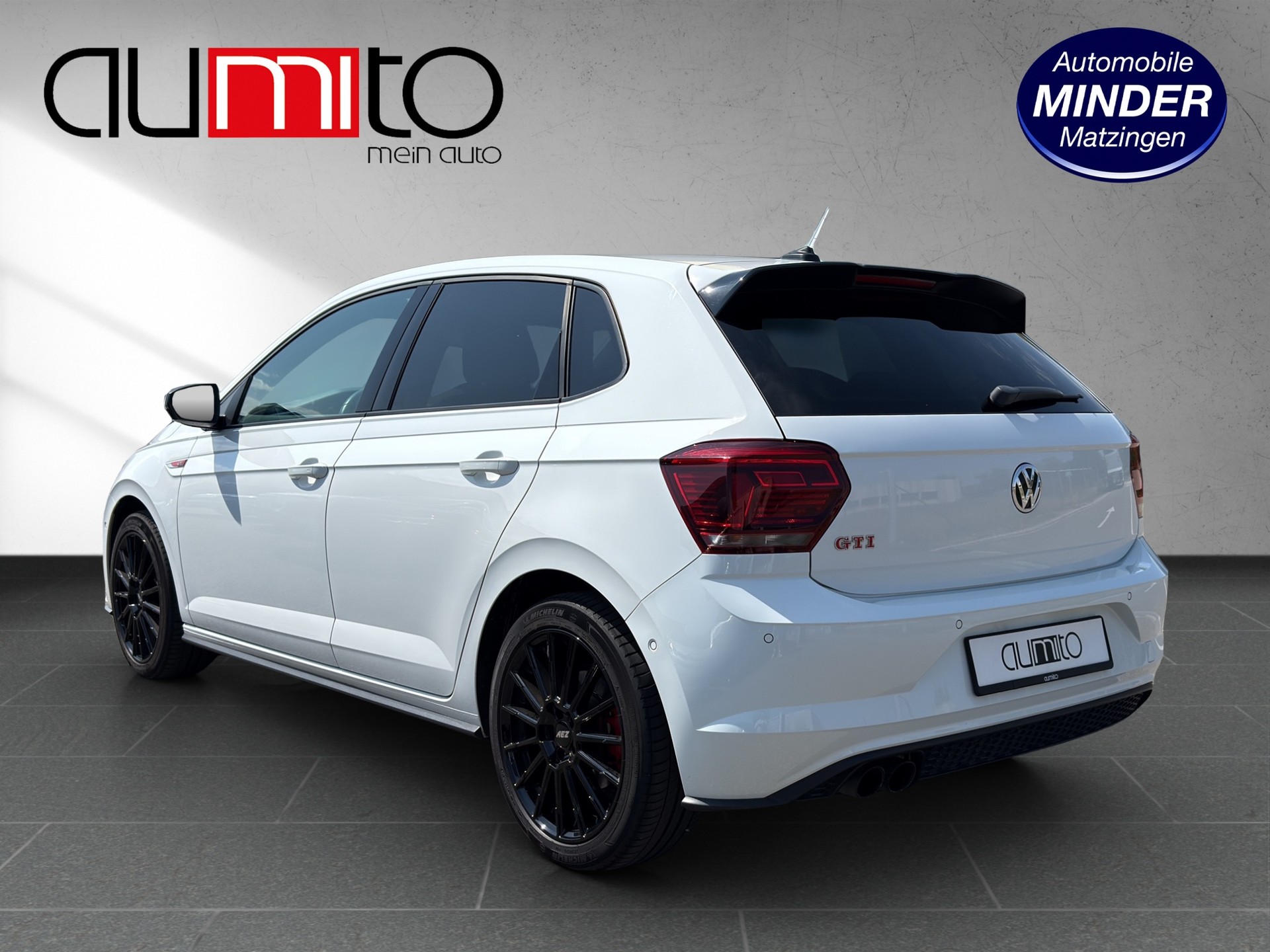 VW Polo 2.0 TSI GTI DSG-image-4