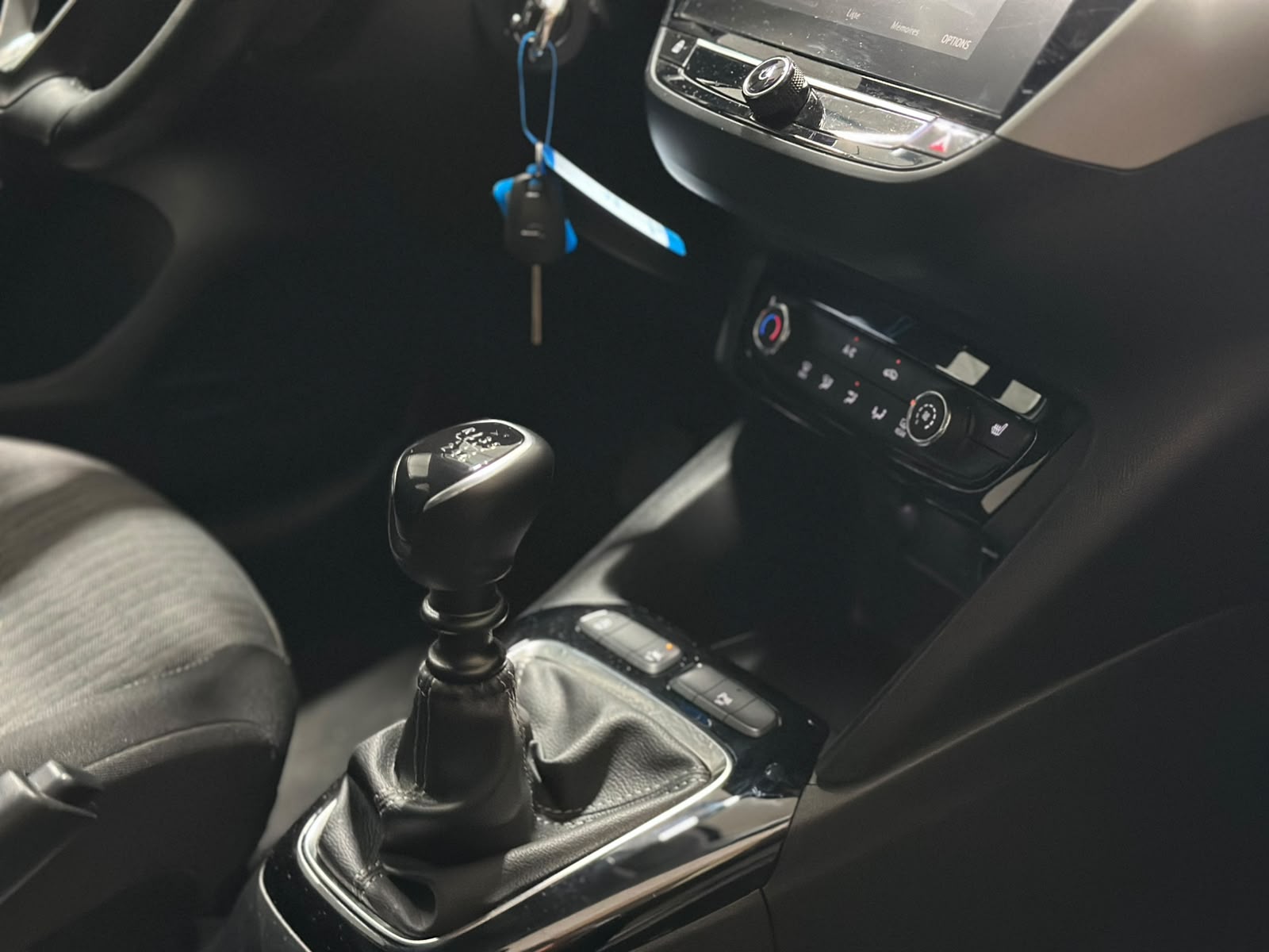 OPEL Corsa 1.2 TP Edition-image-9