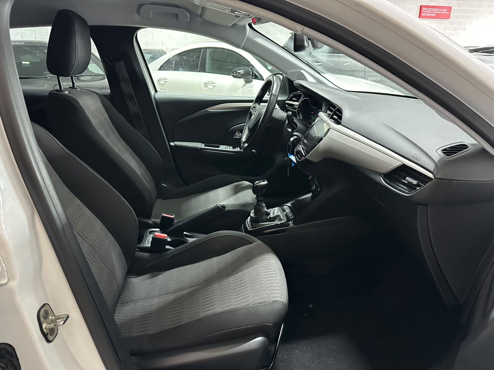 OPEL Corsa 1.2 TP Edition-image-6