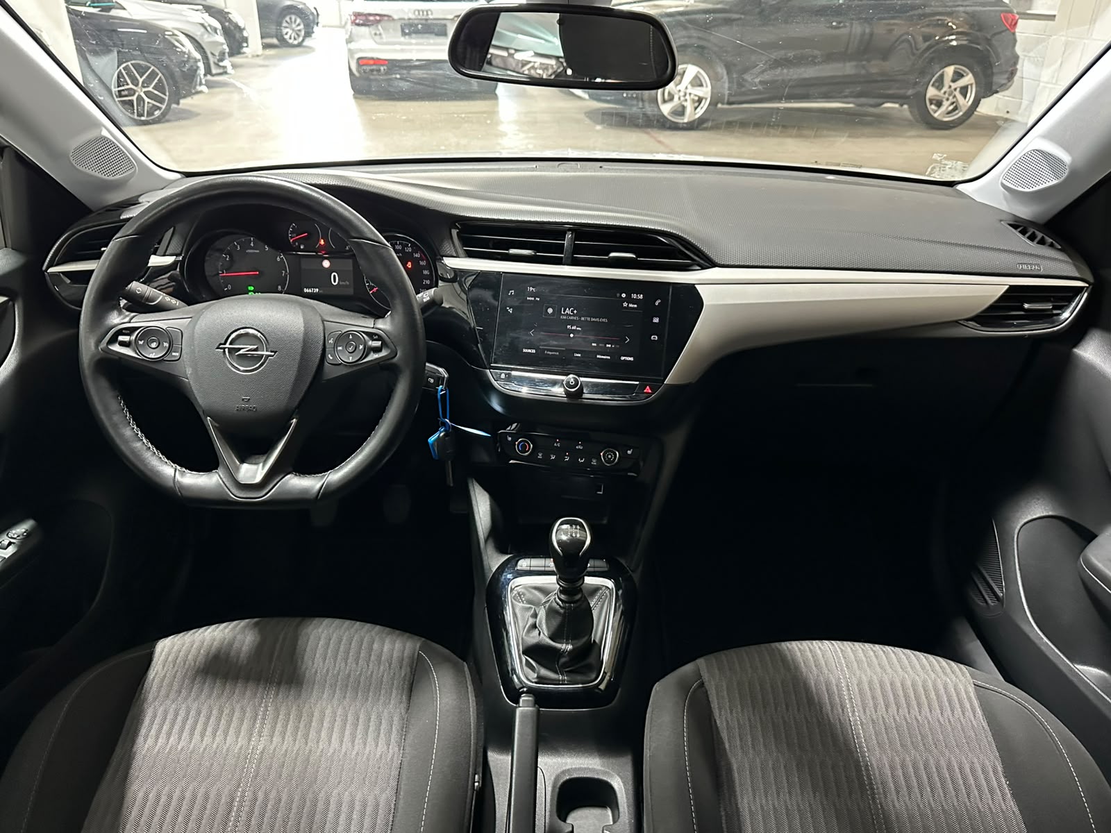OPEL Corsa 1.2 TP Edition-image-8