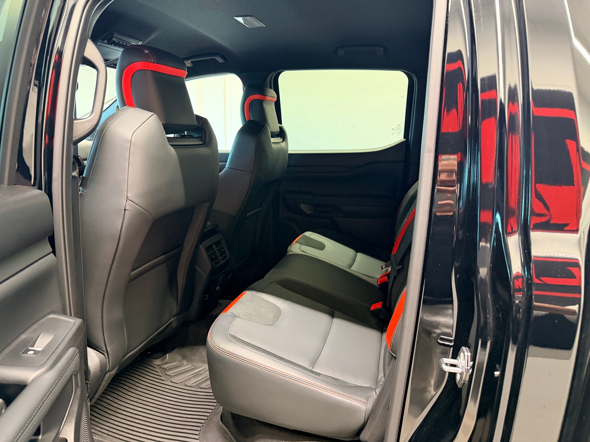 FORD Ranger Raptor 3.0 Eco Boost 4x4 A-image-12