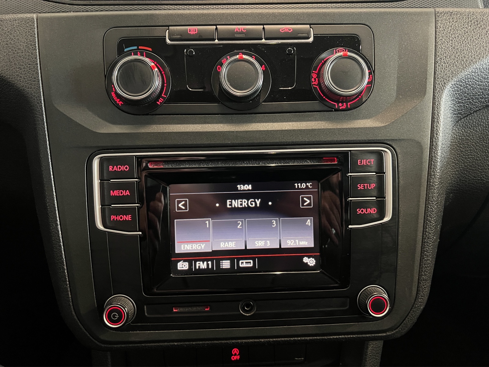 VW Caddy 1.2 TSI Entry BlueMotion Technology-image-10