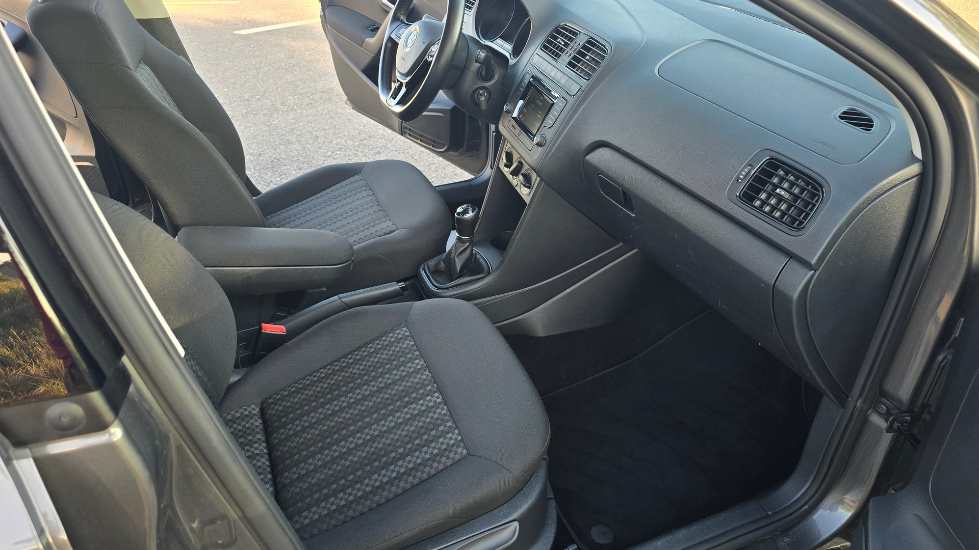 VW Polo 1.0 BMT Trendline-image-7