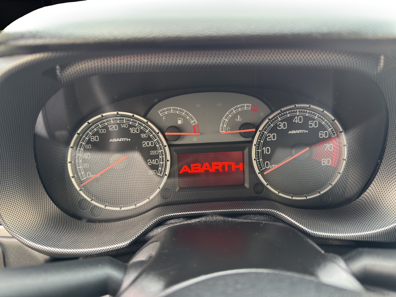 FIAT Punto 1.4 16V Turbo Abarth SuperSport 180-PS Frisch ab MFK & Frisch ab Service-image-17