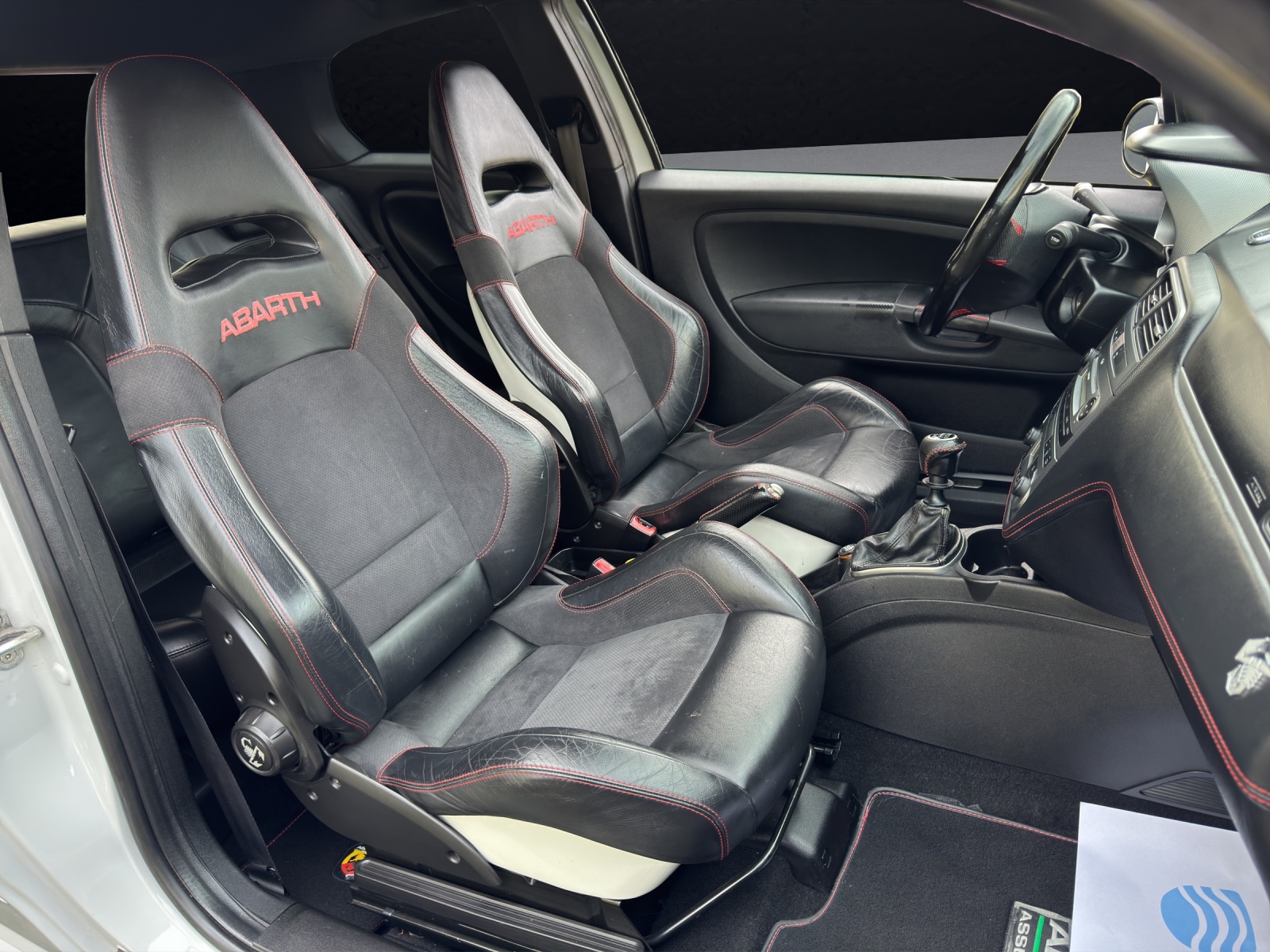FIAT Punto 1.4 16V Turbo Abarth SuperSport 180-PS Frisch ab MFK & Frisch ab Service-image-9