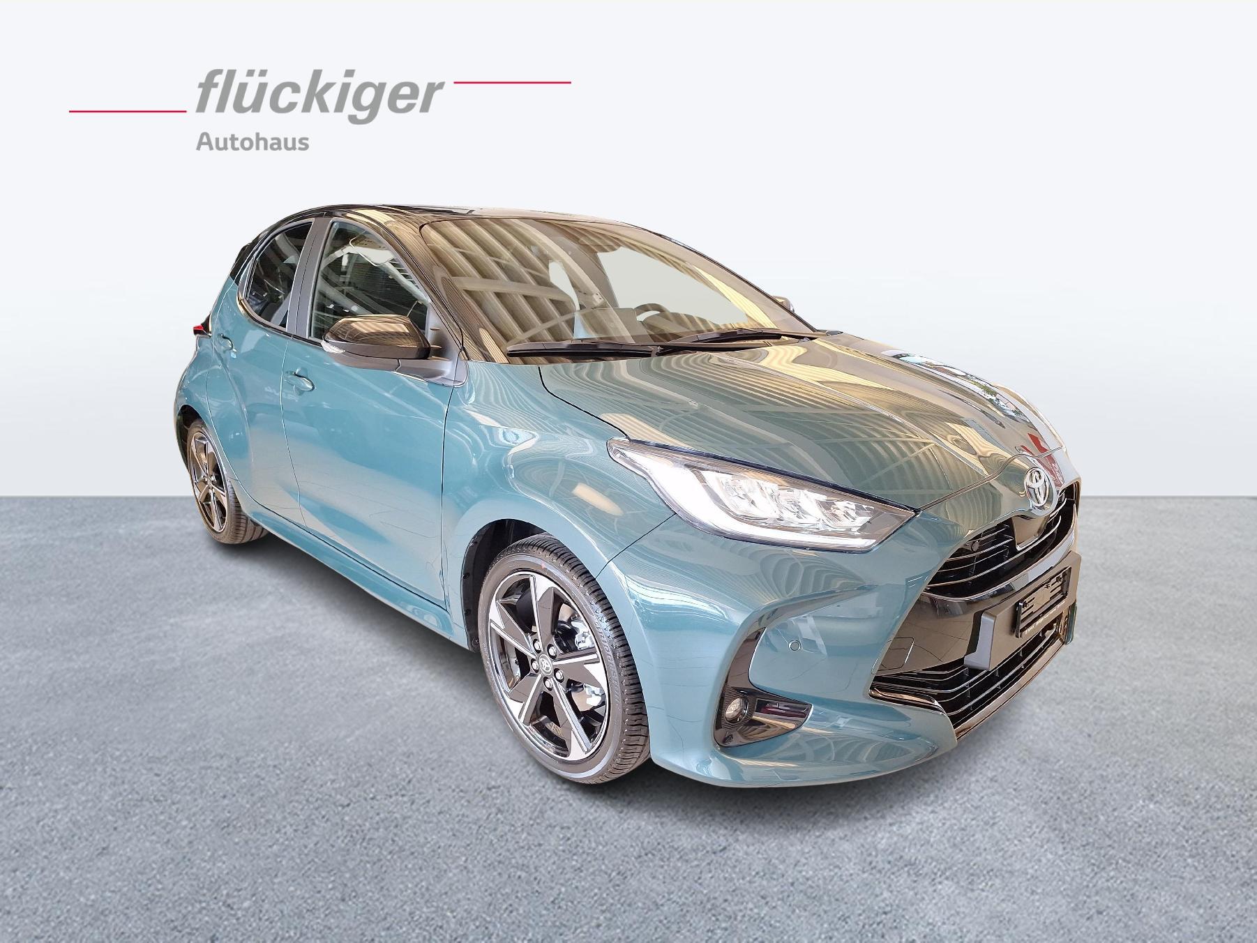 TOYOTA Yaris 1.5 VVT-i HSD Premium-image-2