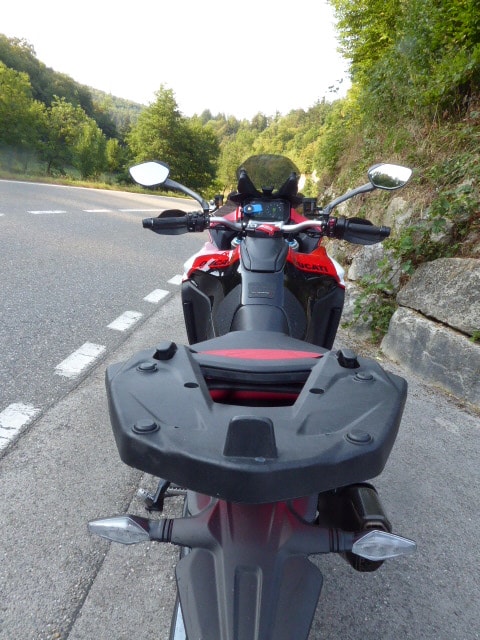 DUCATI Multistrada V4 Pikes Peak Radar-showroom-element-3
