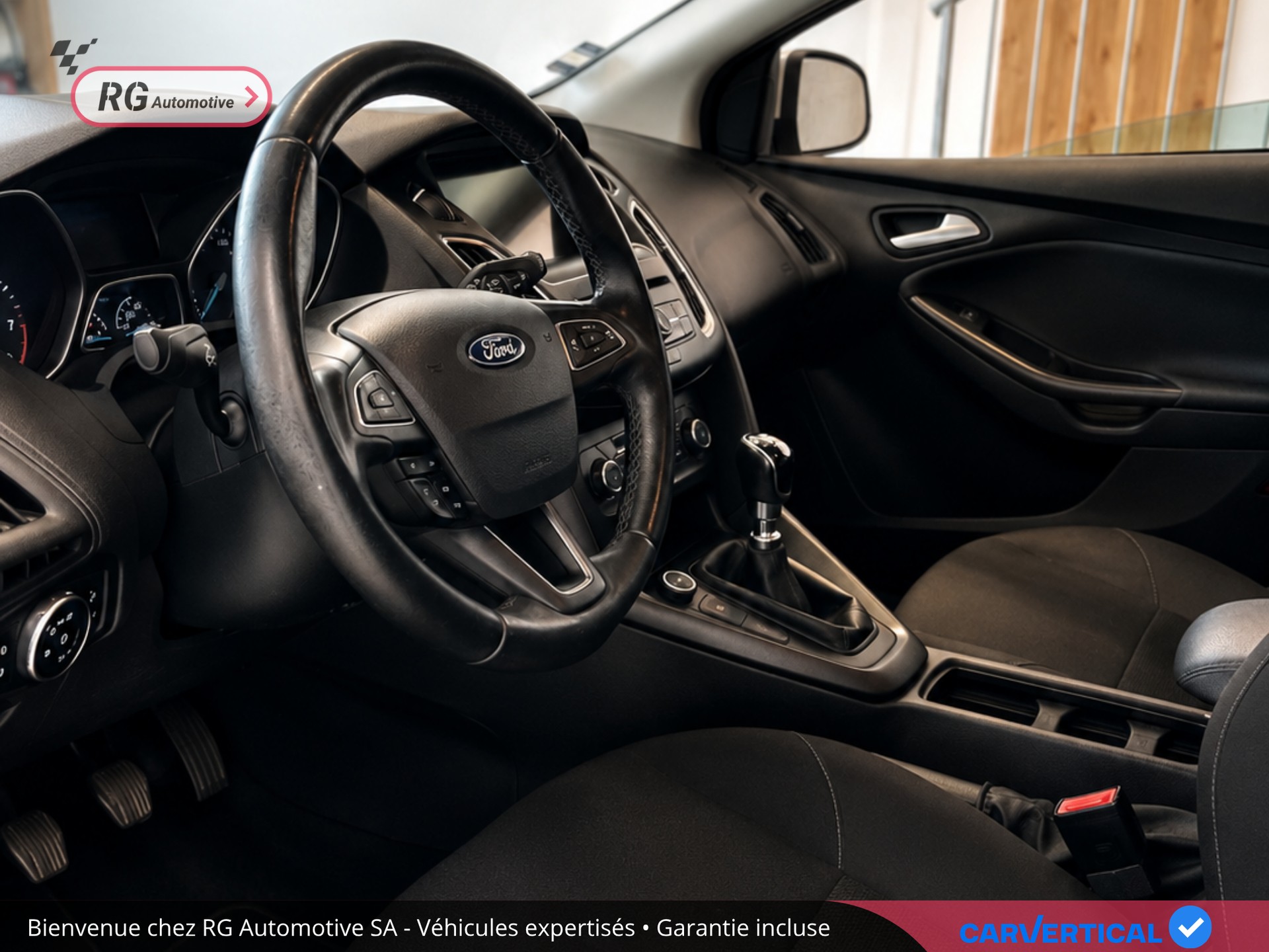 FORD Focus 1.0 SCTi Business-image-2