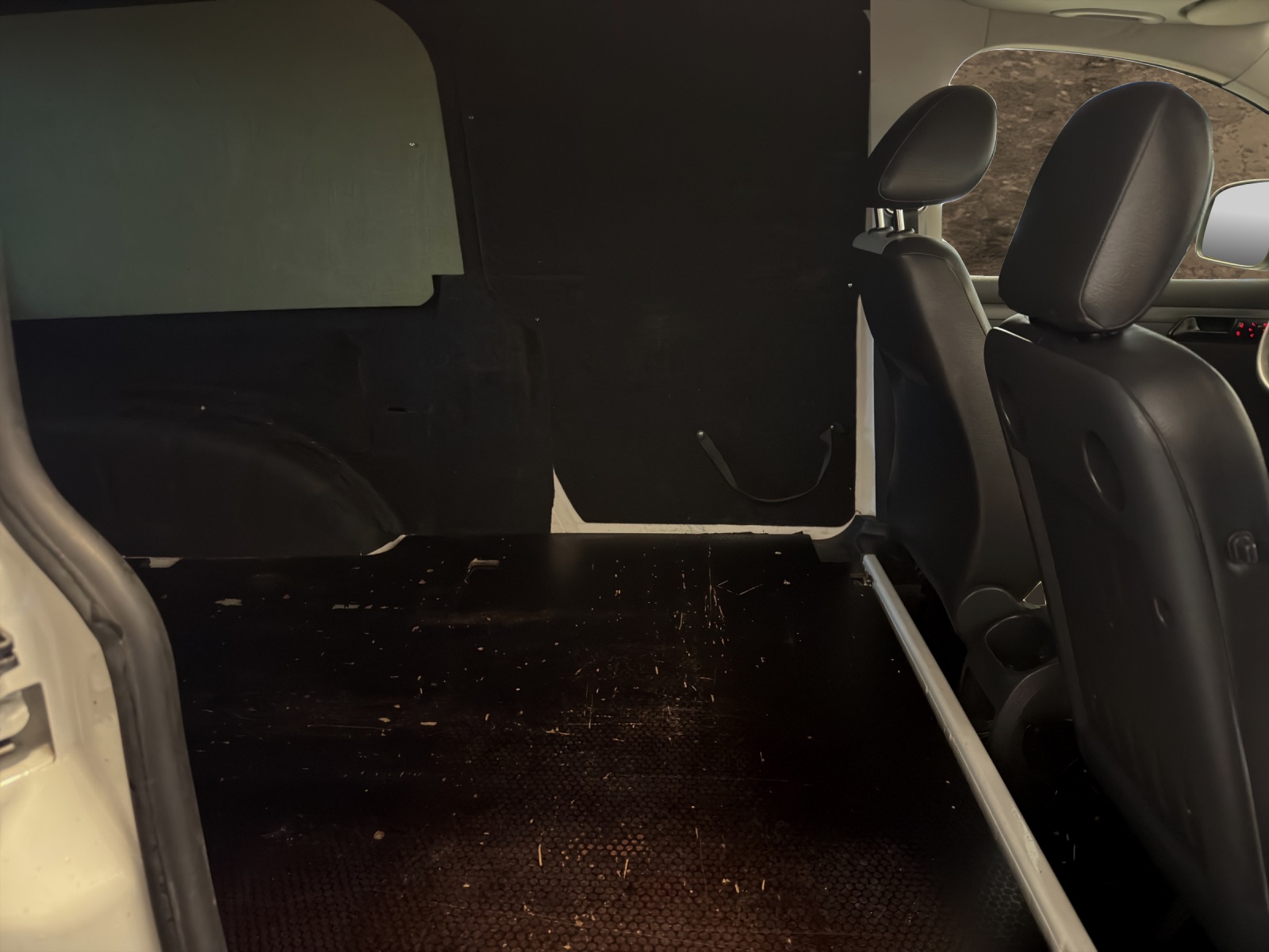 VW Caddy Maxi 2.0 EcoFuel-image-9
