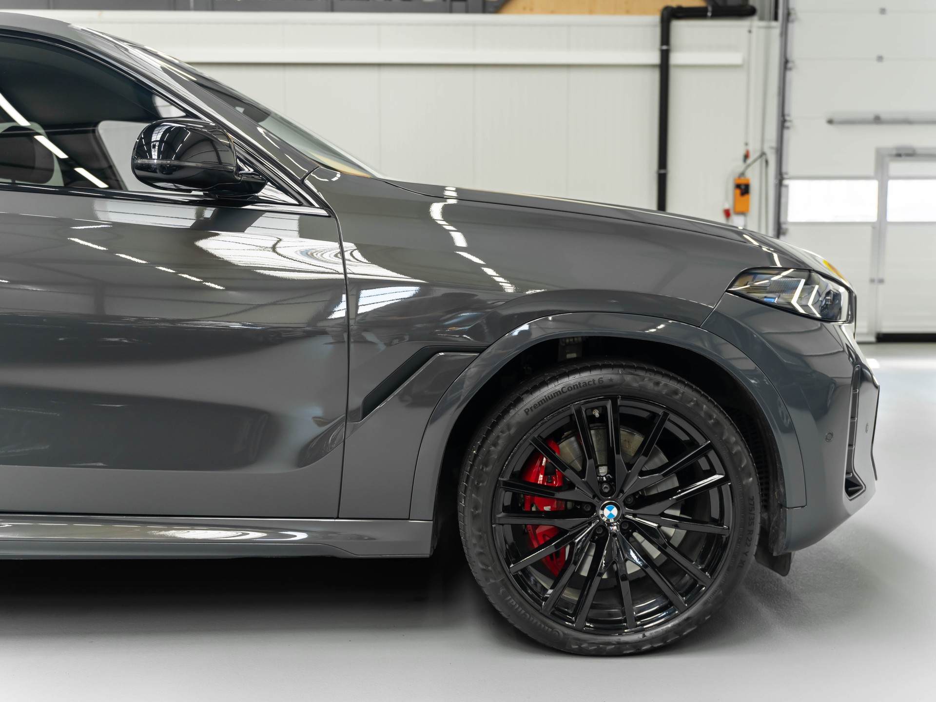 BMW X6 xDrive 48V M60i M Sport Pro Steptronic-image-16