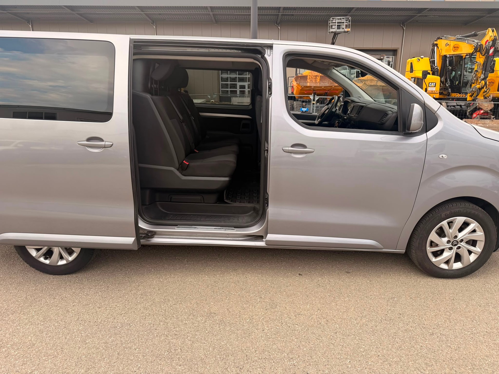 CITROEN Jumpy 2.0 BlueHDi 180 S&S Confort EAT8-image-7