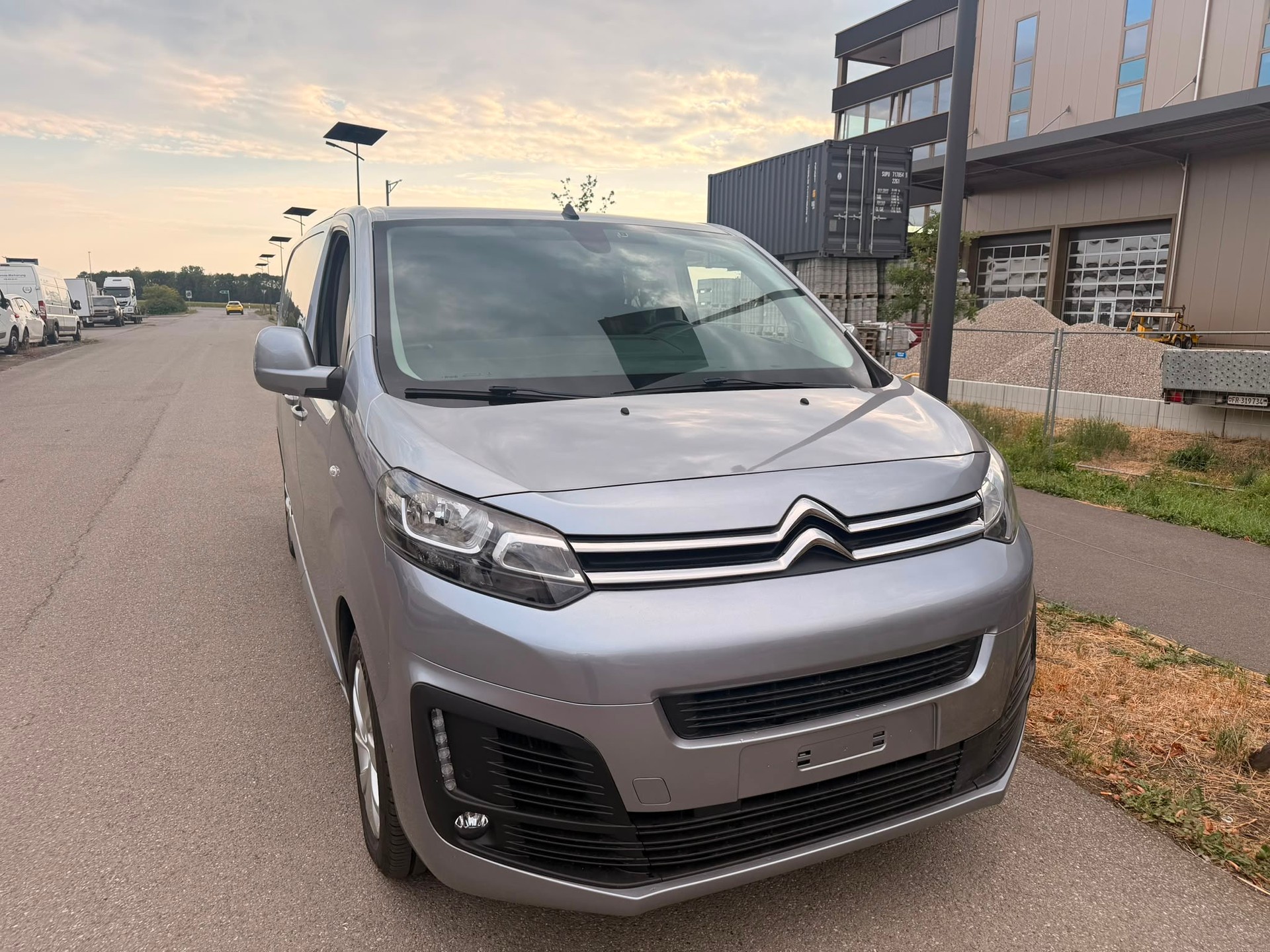 CITROEN Jumpy 2.0 BlueHDi 180 S&S Confort EAT8-image-0