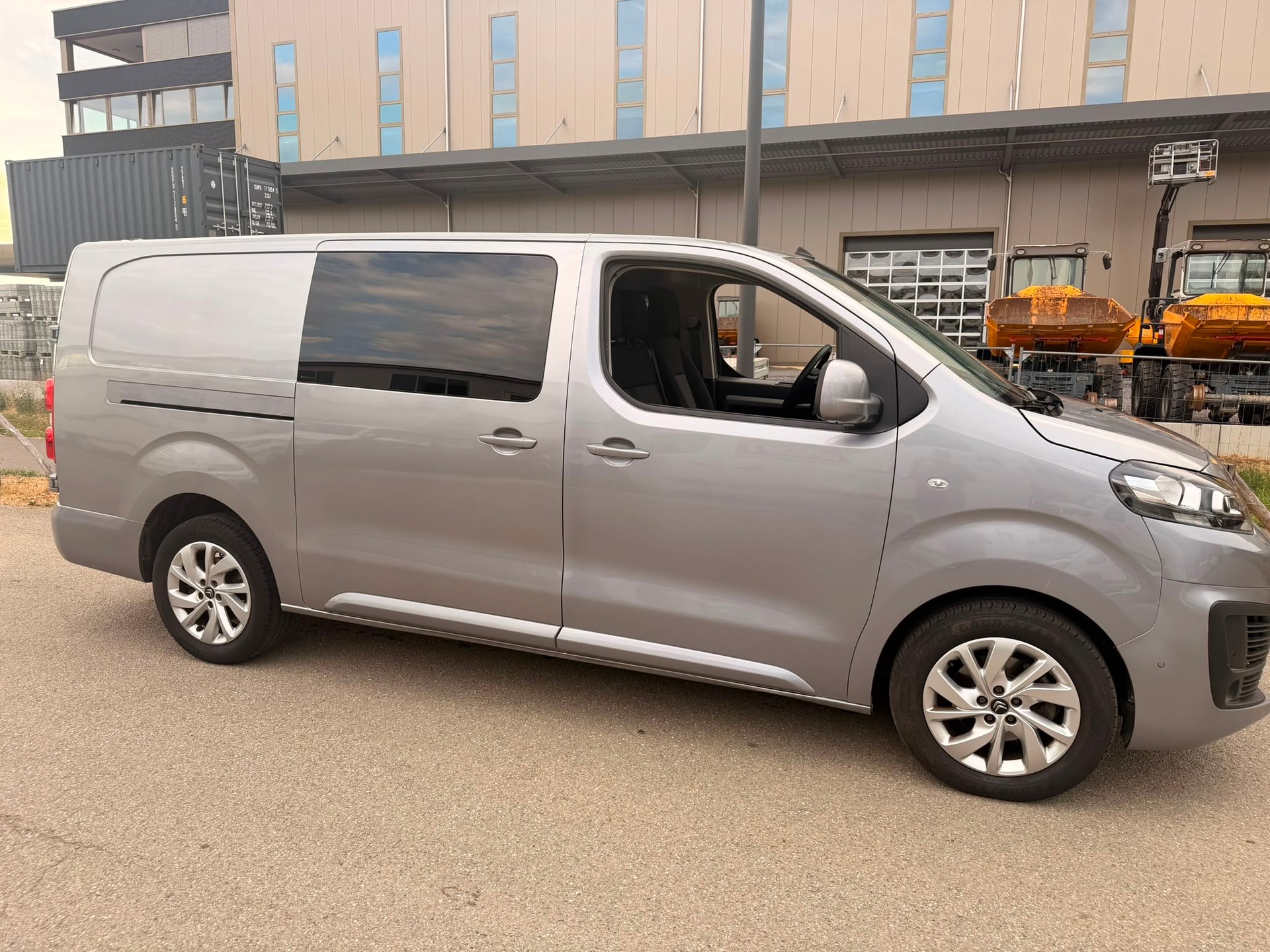 CITROEN Jumpy 2.0 BlueHDi 180 S&S Confort EAT8-image-4