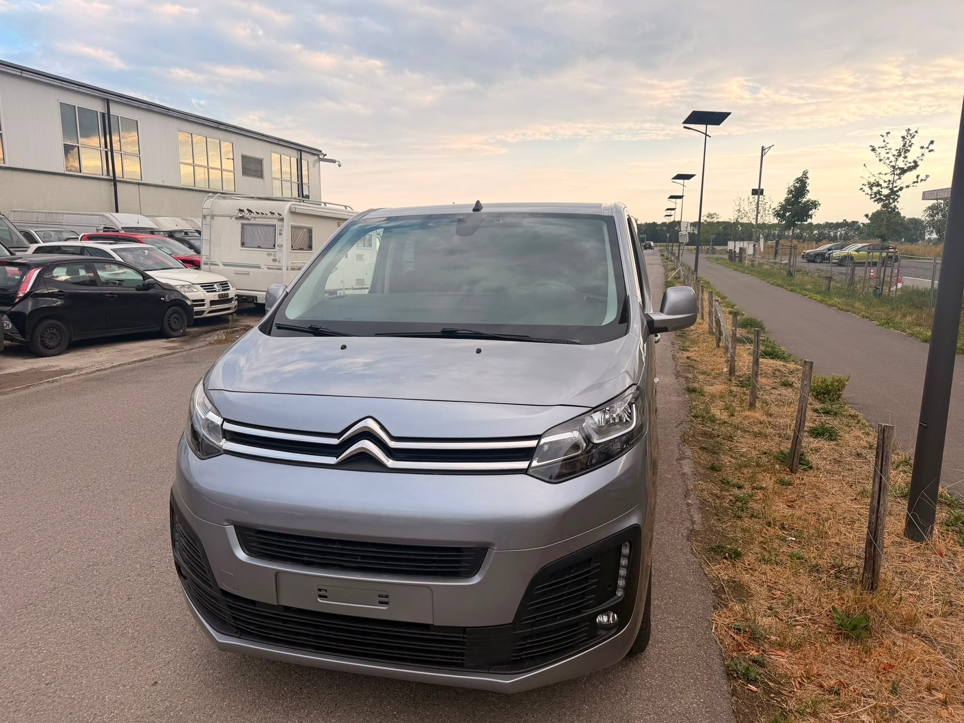 CITROEN Jumpy 2.0 BlueHDi 180 S&S Confort EAT8-image-1