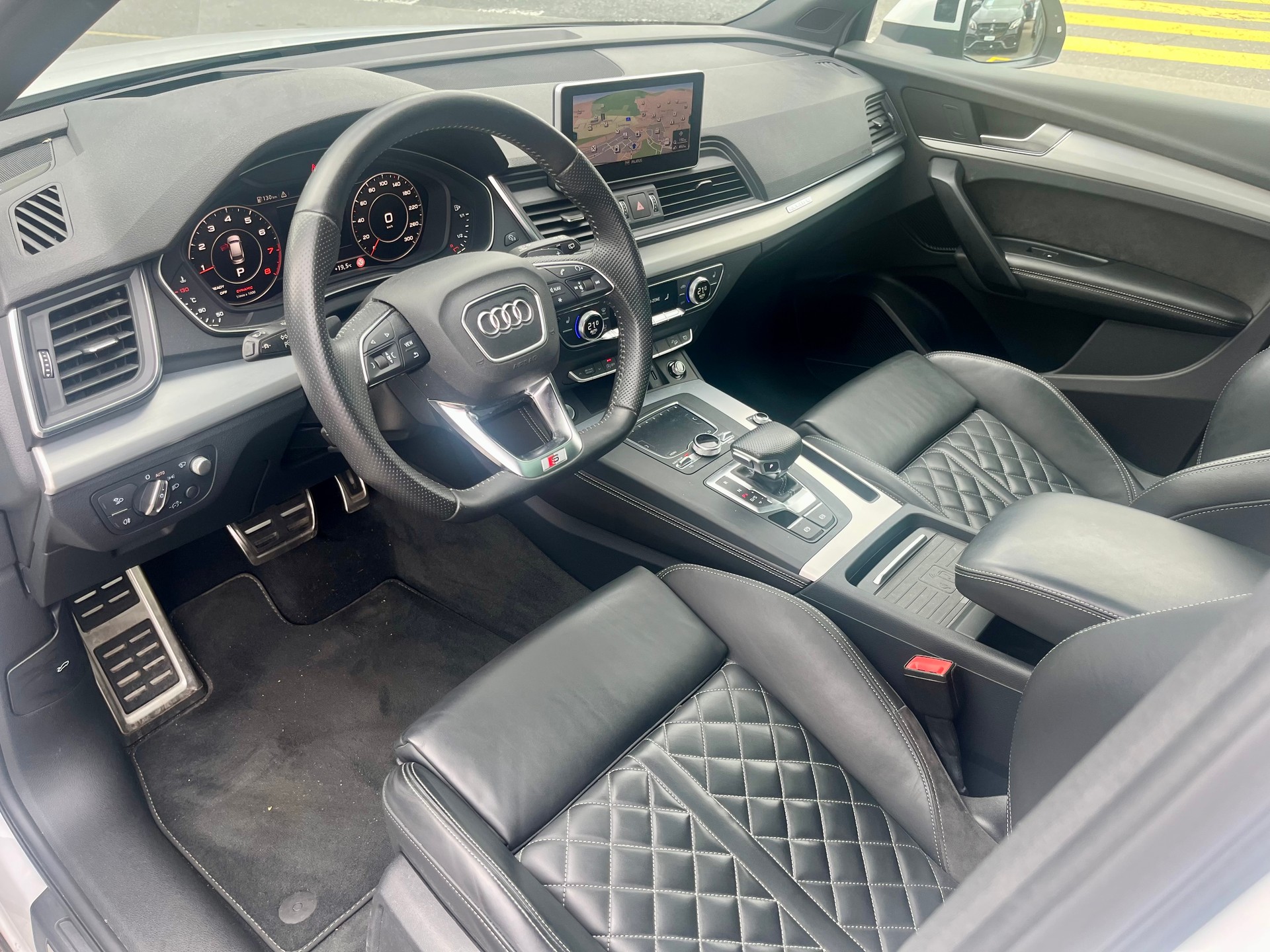 AUDI Q5 45 TFSI S-LINE sport quattro S-tronic*245PS*AHK 2400KG*-image-11