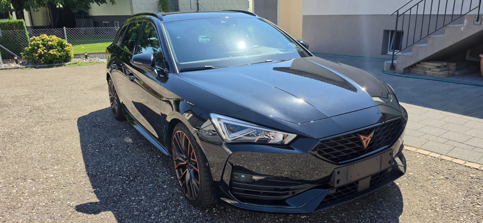 CUPRA LEON ST 2.0 TSI VZ DSG 4Drive-image-1