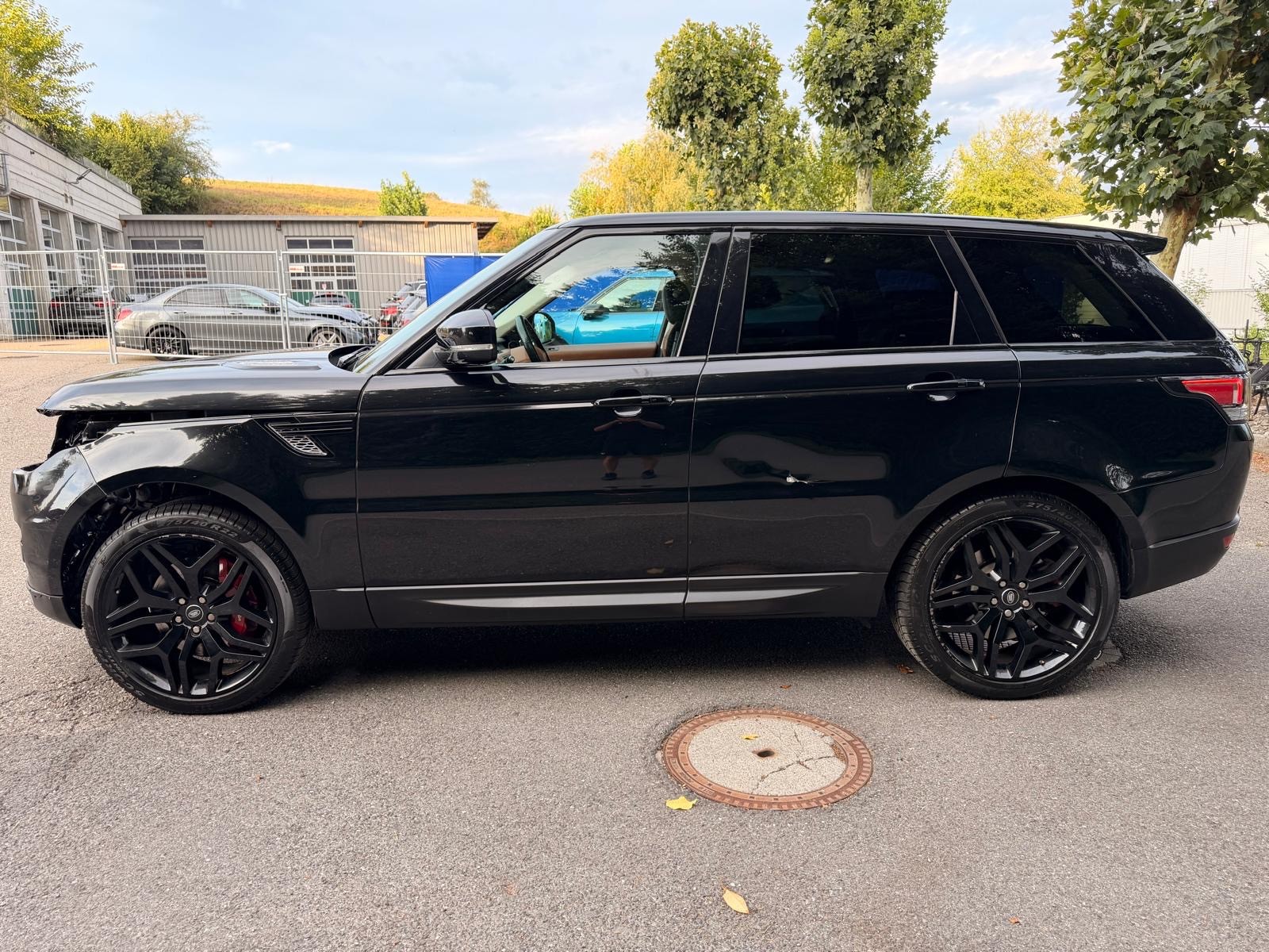 LAND ROVER Range Rover Sport 4.4 SDV8 Autobiography Automatic-image-5