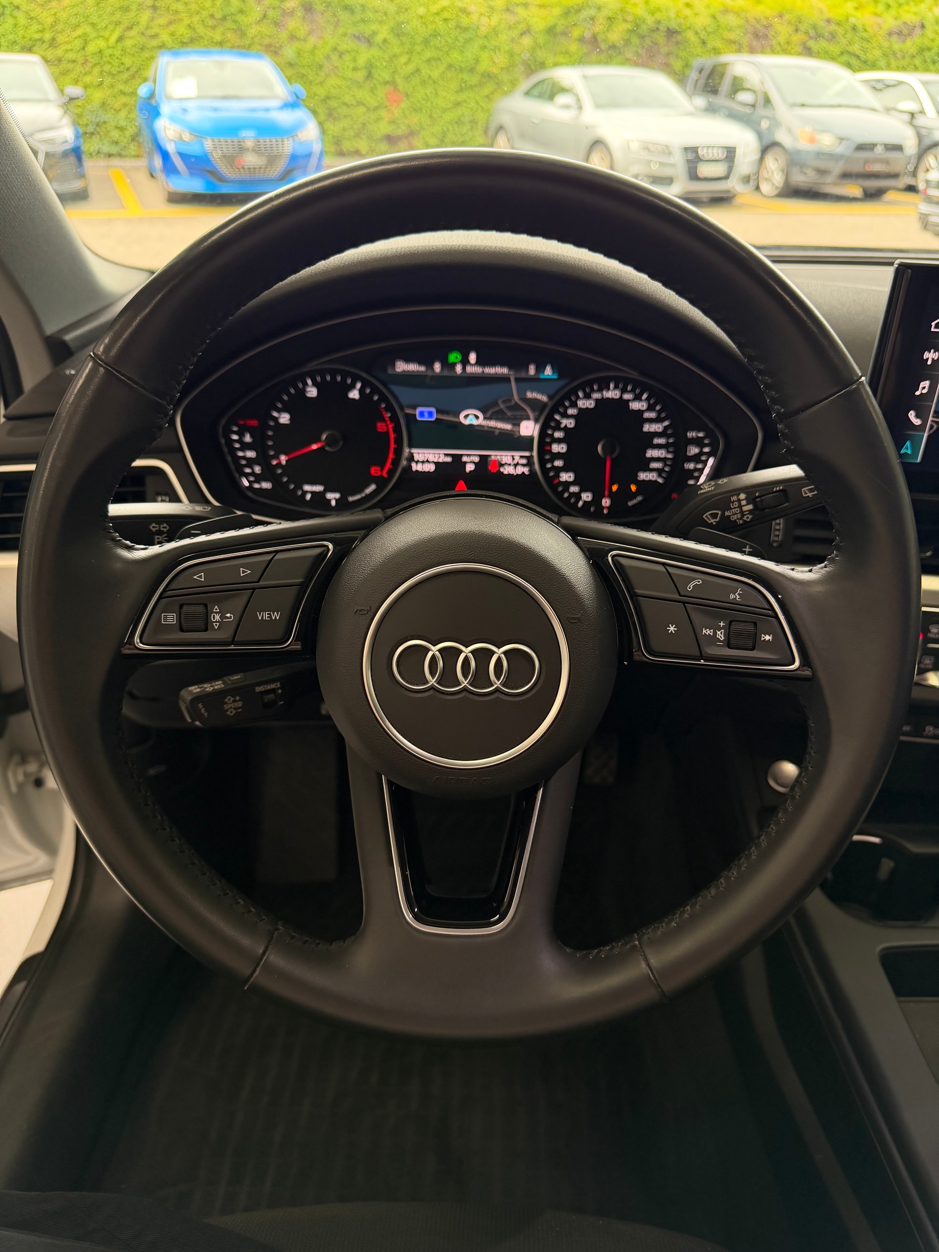 AUDI A4 Avant 40 TDI advanced quattro *Standheizung*Anhängerkupplung*-image-10