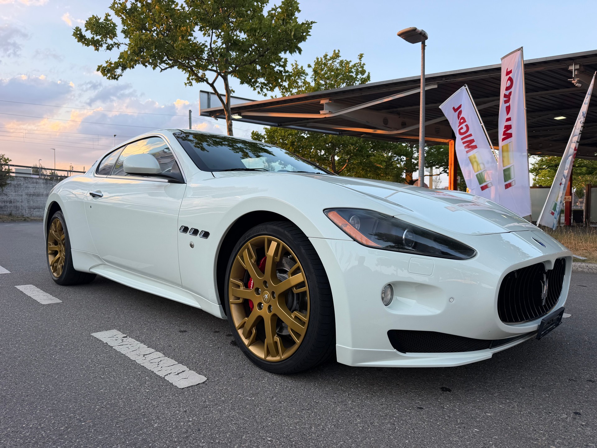 MASERATI 4.7 V8 Sport-image-1
