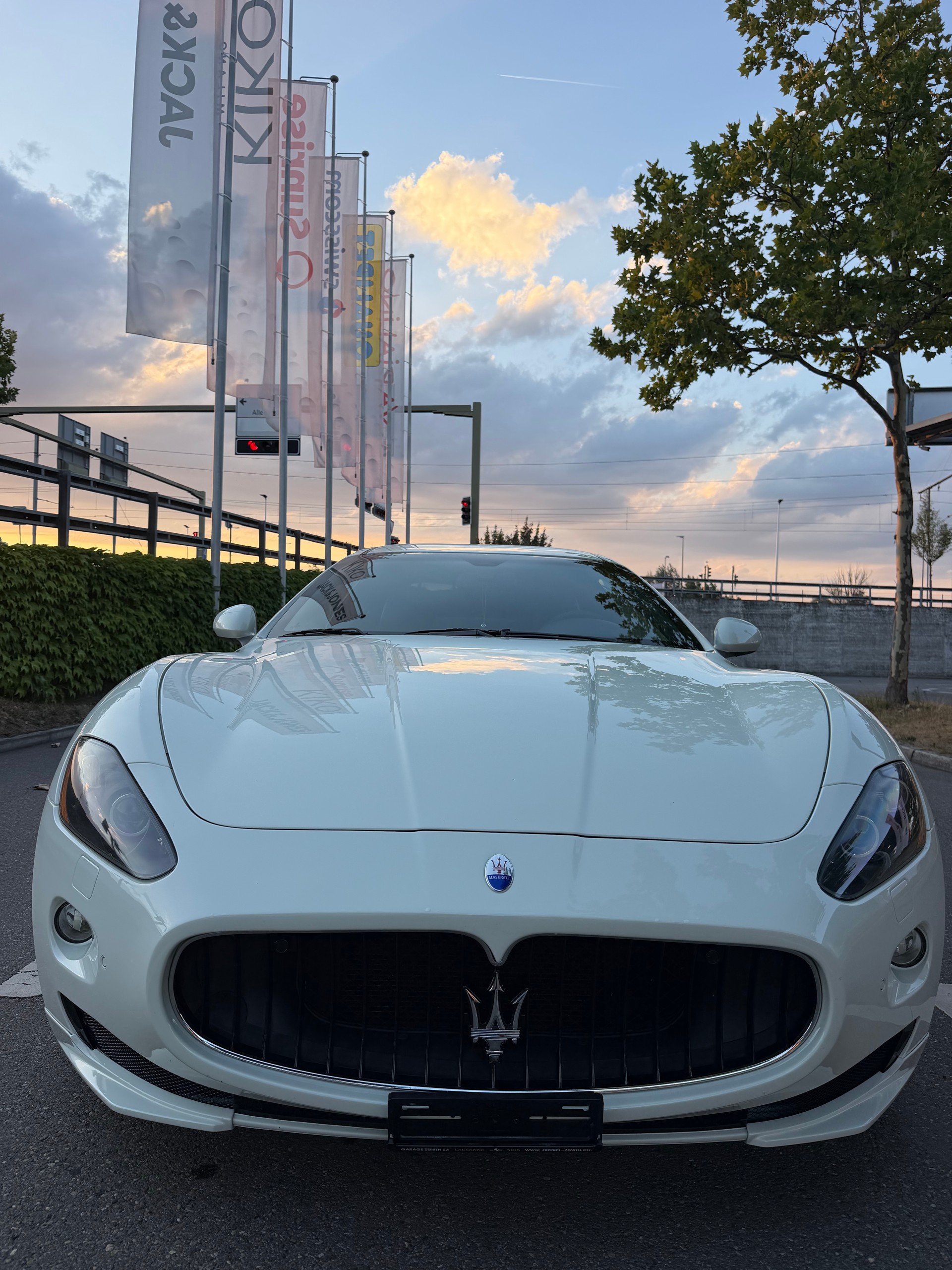 MASERATI 4.7 V8 Sport-image-0