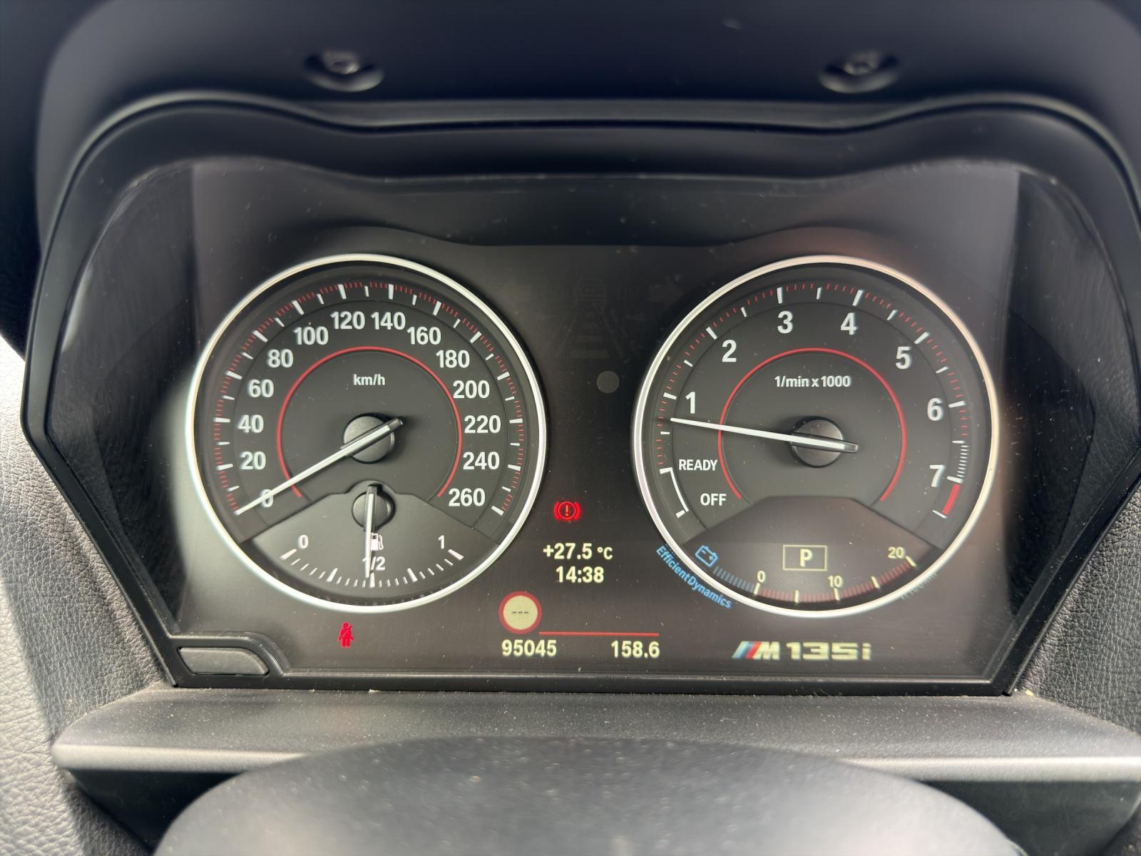 BMW M135i xDrive Steptronic (CH)-image-12