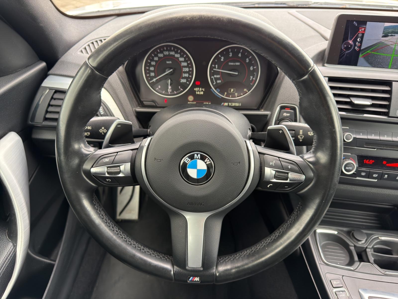 BMW M135i xDrive Steptronic (CH)-image-11