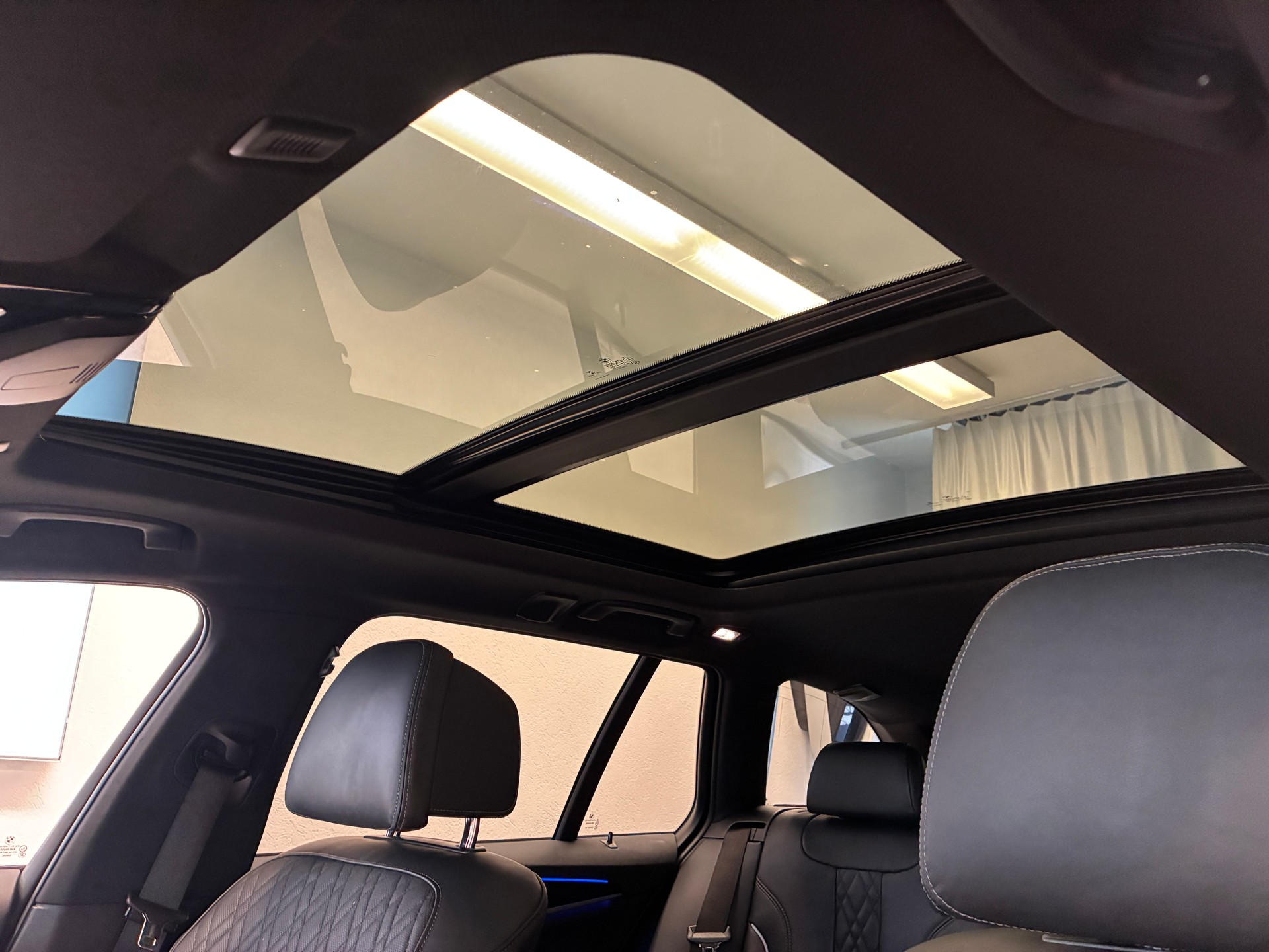 BMW 540d xDrive Touring-image-19
