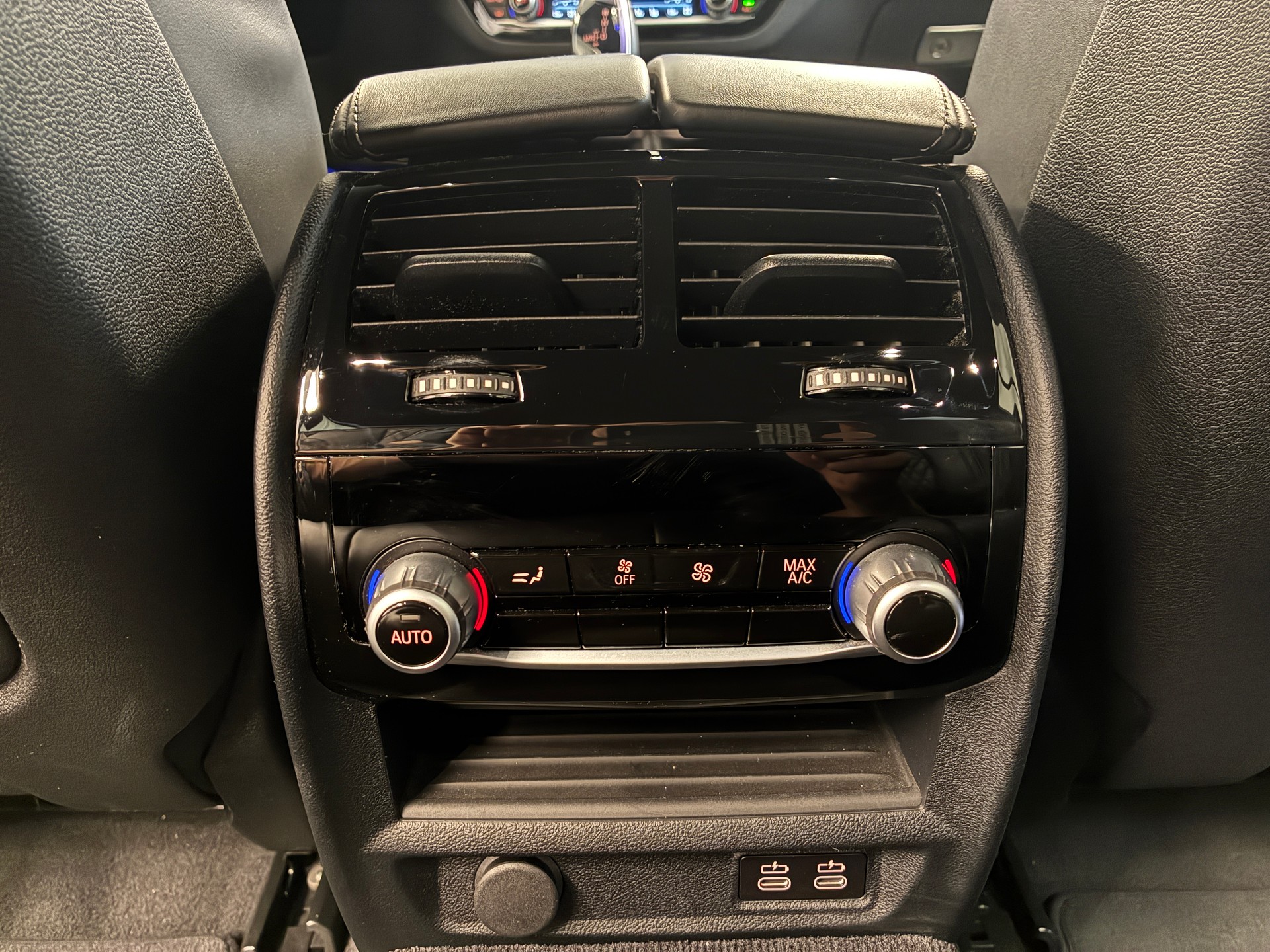 BMW 540d xDrive Touring-image-17