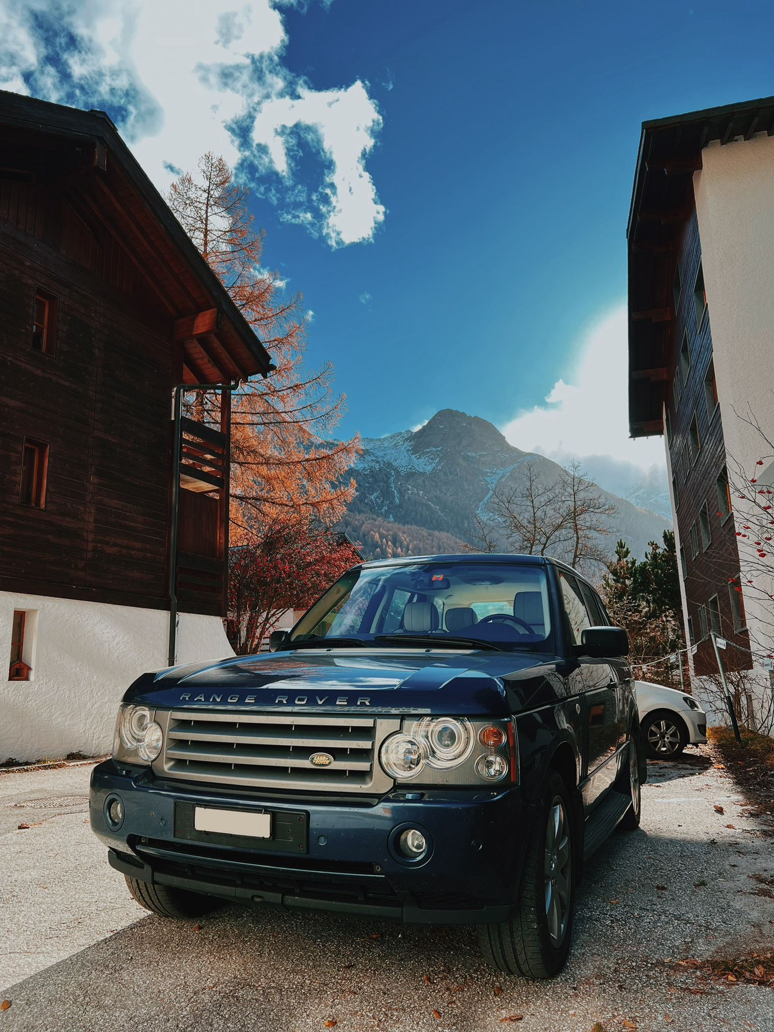 LAND ROVER 4.4 V8 Vogue-image-1
