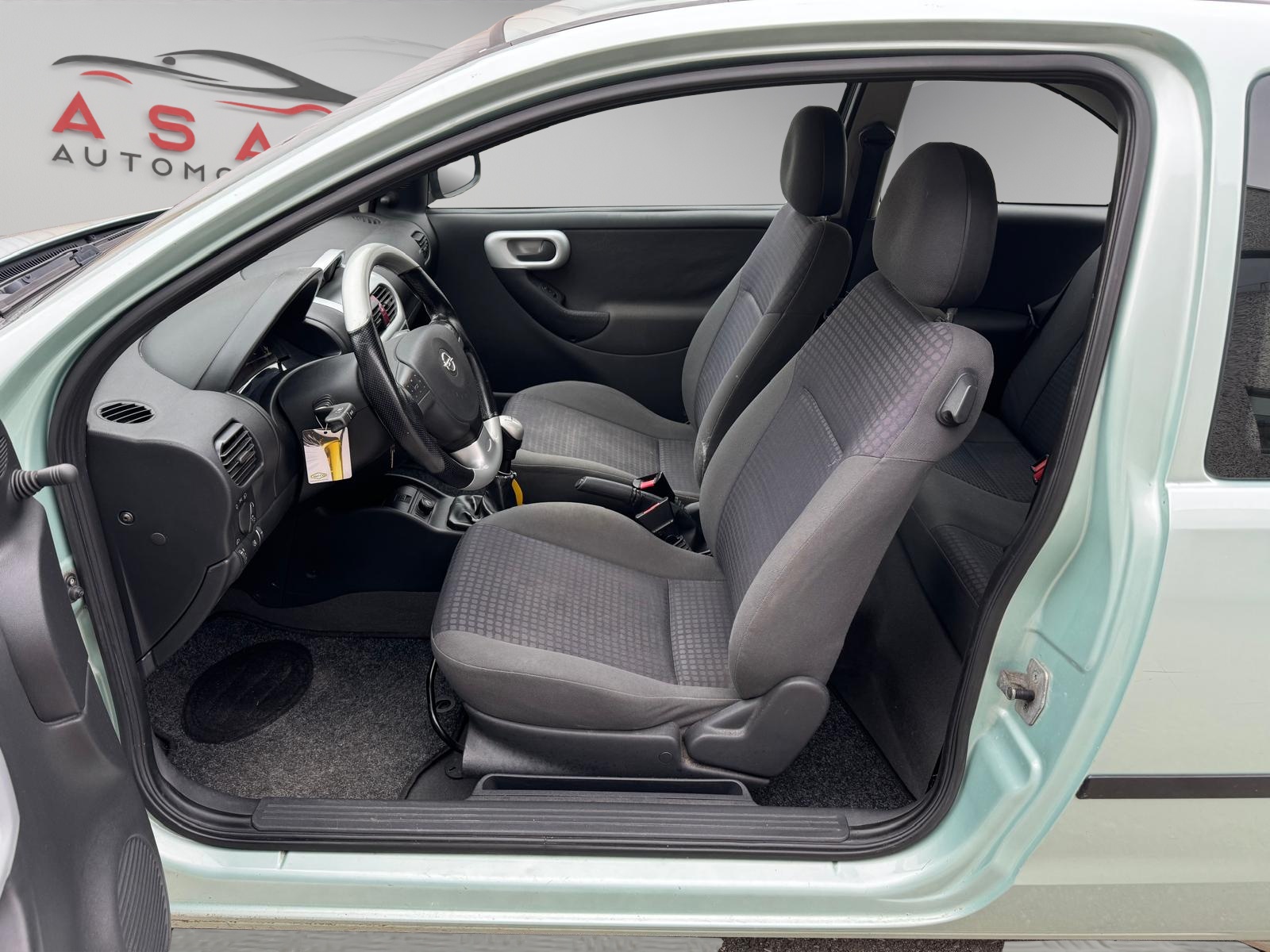 OPEL Corsa 1.2 16V Comfort-image-11