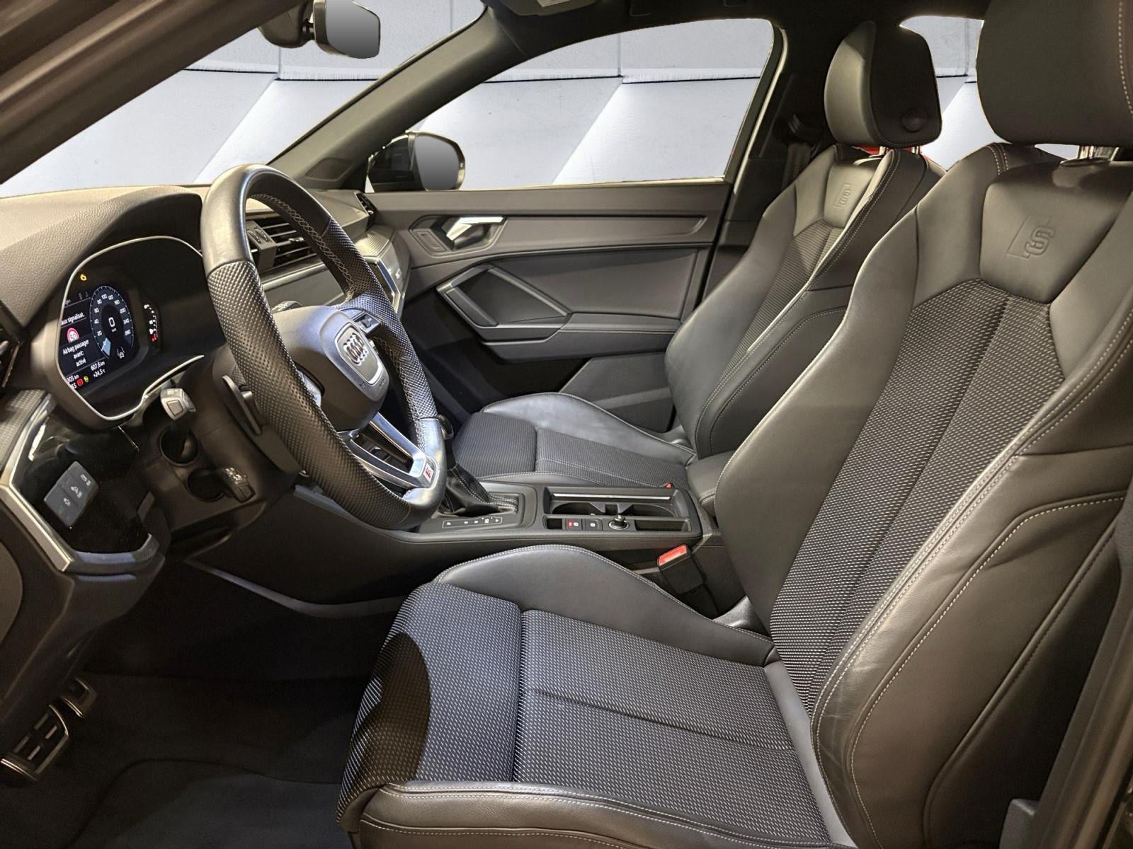 AUDI Q3 Sportback 35 TFSI Attraction S-tronic-image-12