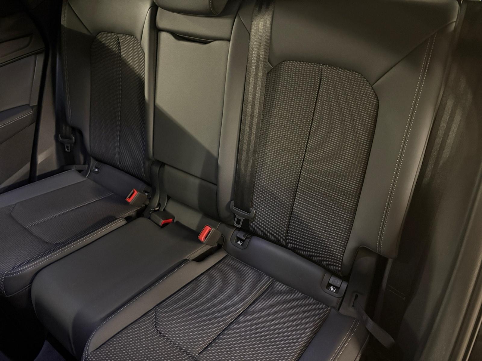 AUDI Q3 Sportback 35 TFSI Attraction S-tronic-image-14