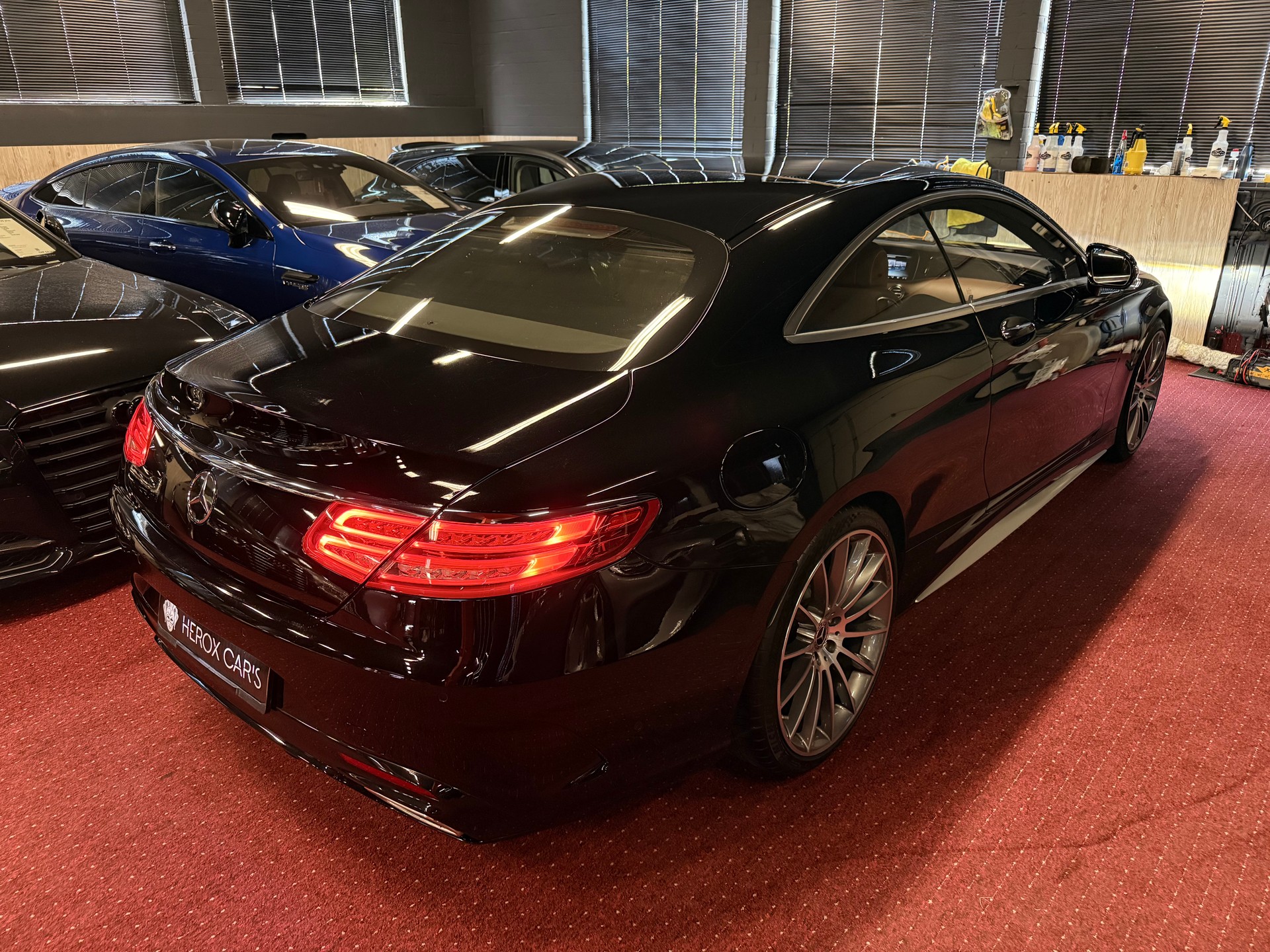 MERCEDES-BENZ S 400 Coupé 4Matic 7G-Tronic-image-8