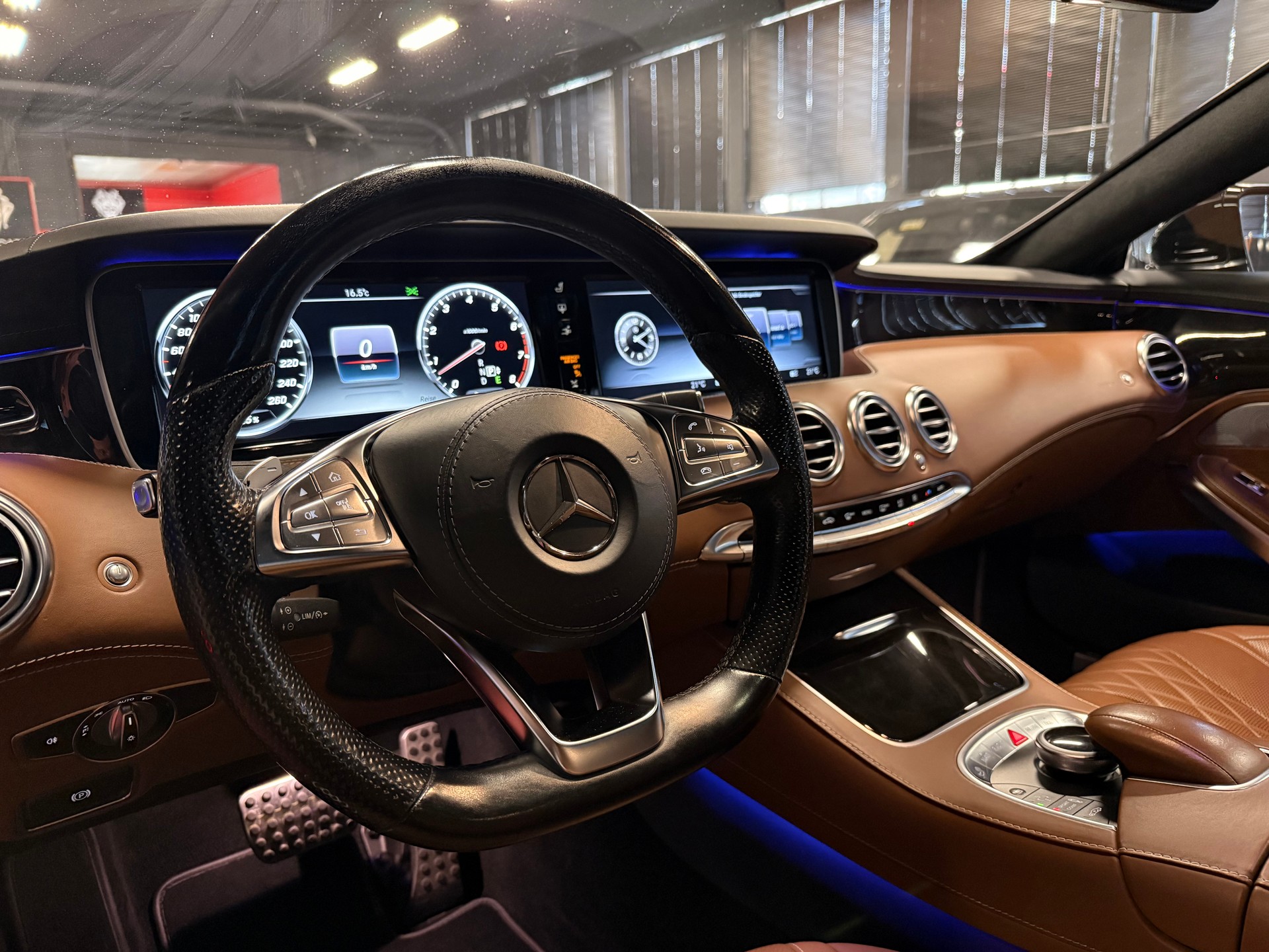 MERCEDES-BENZ S 400 Coupé 4Matic 7G-Tronic-image-15