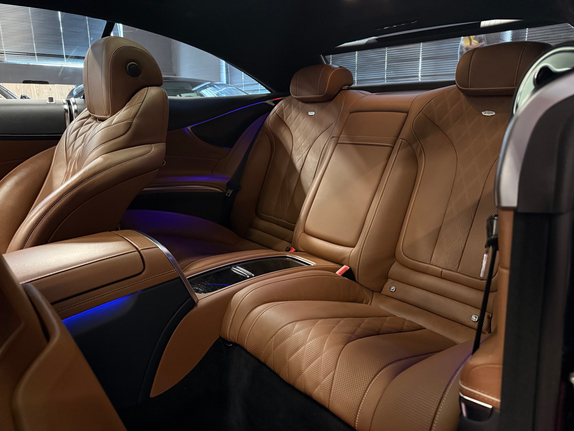 MERCEDES-BENZ S 400 Coupé 4Matic 7G-Tronic-image-19