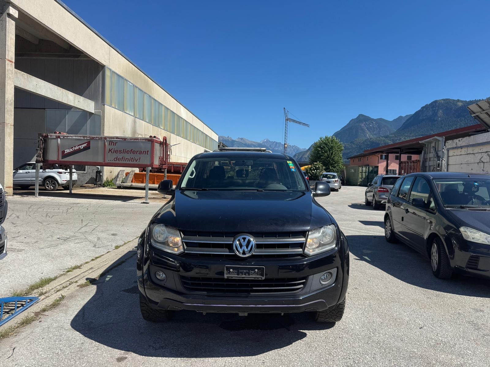 VW Amarok 2.0 BiTDI Trendline 4Motion-image-2