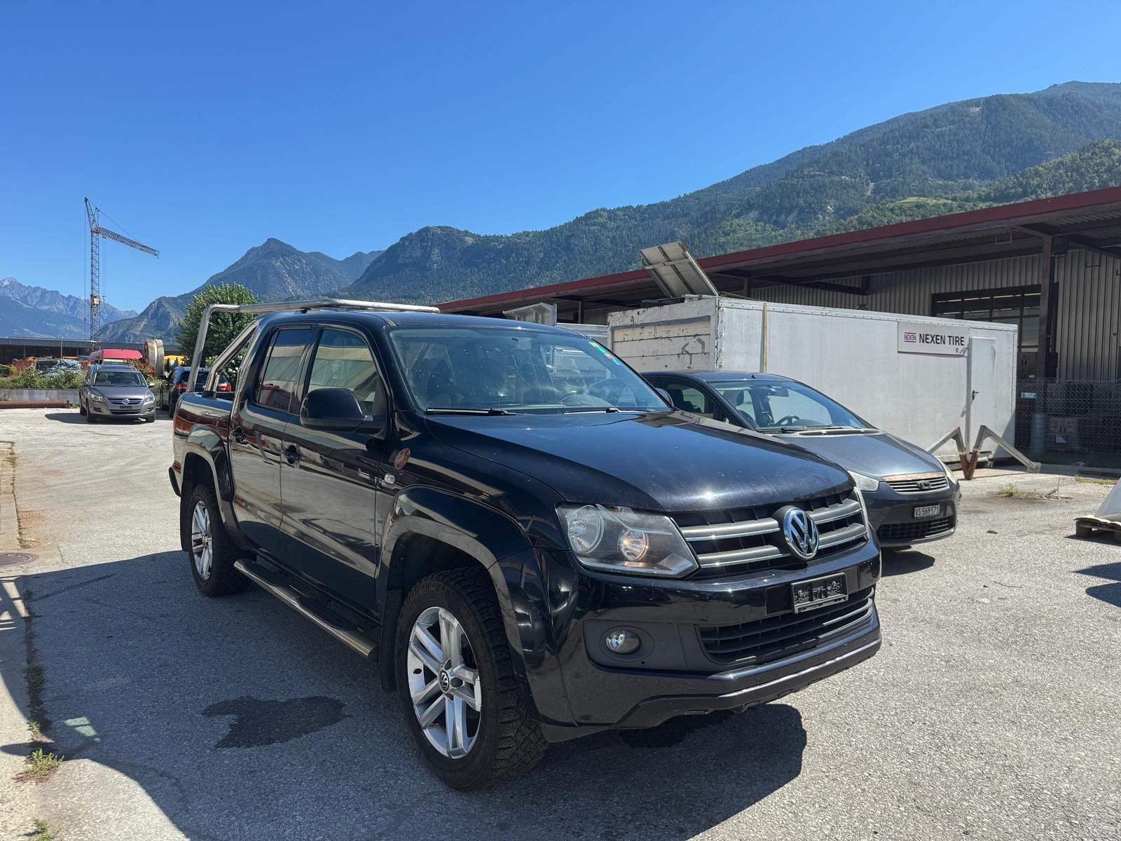 VW Amarok 2.0 BiTDI Trendline 4Motion-image-1