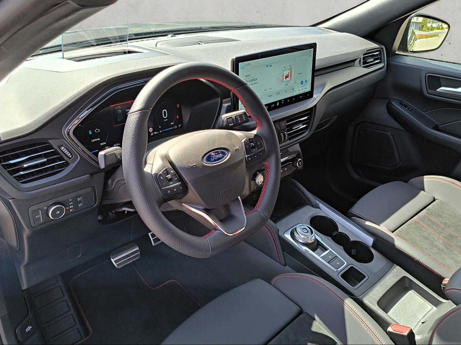 FORD Kuga 2.5 Hybrid ST-Line X 4x4-image-11