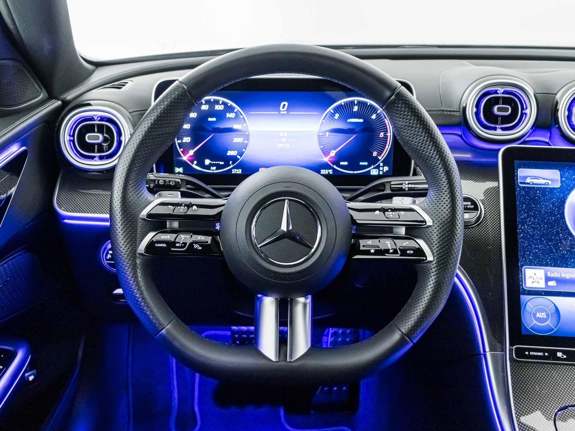MERCEDES-BENZ C 220 d 4MATIC T-Modell-image-9