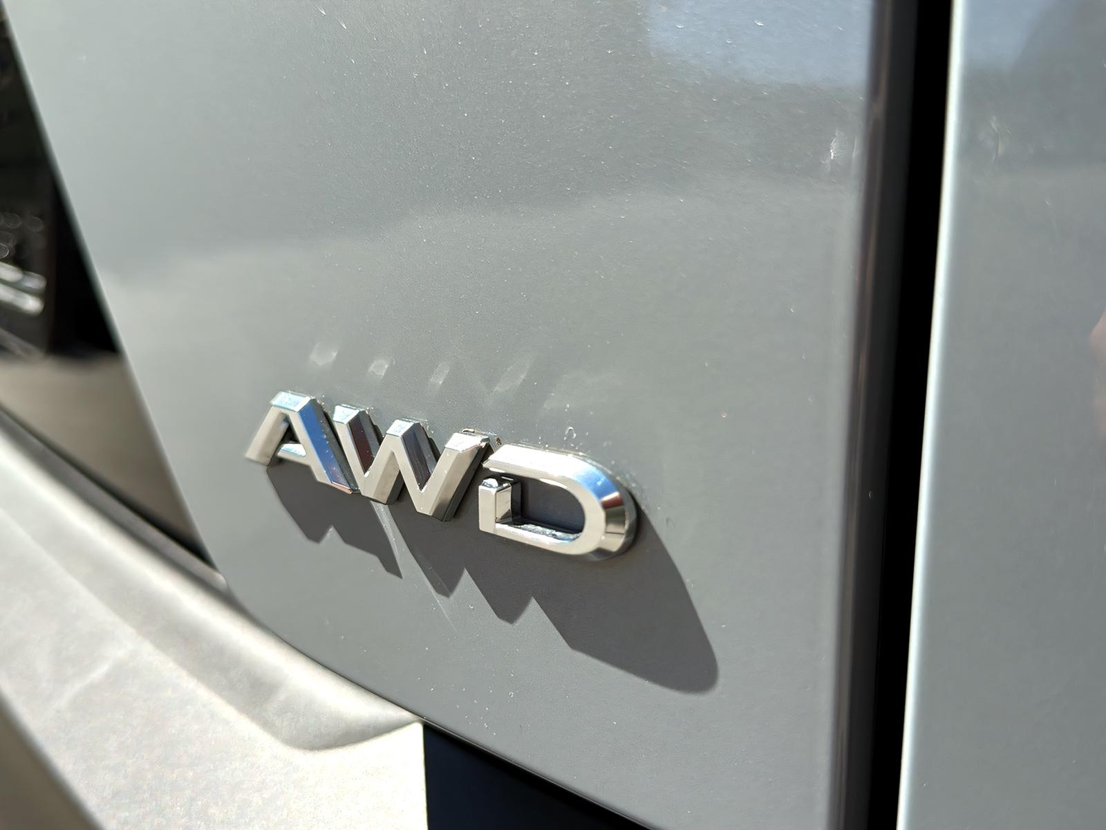 TOYOTA C-HR+ Premium AWD-image-11