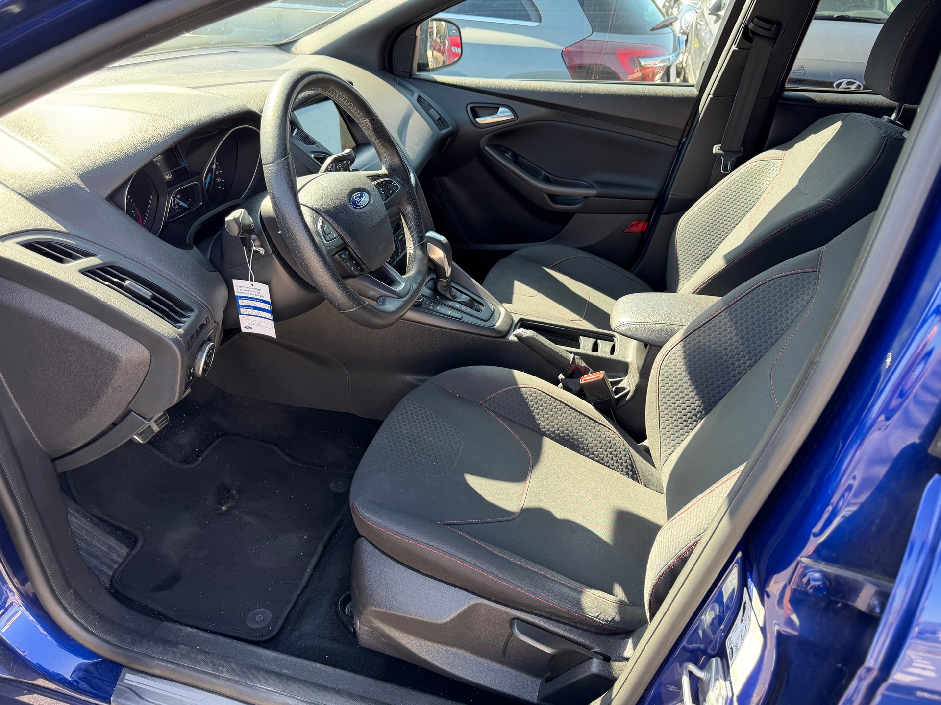 FORD Focus 1.0 SCTi 125ch ST Line Automatic -Neu Motor 121000km-image-8