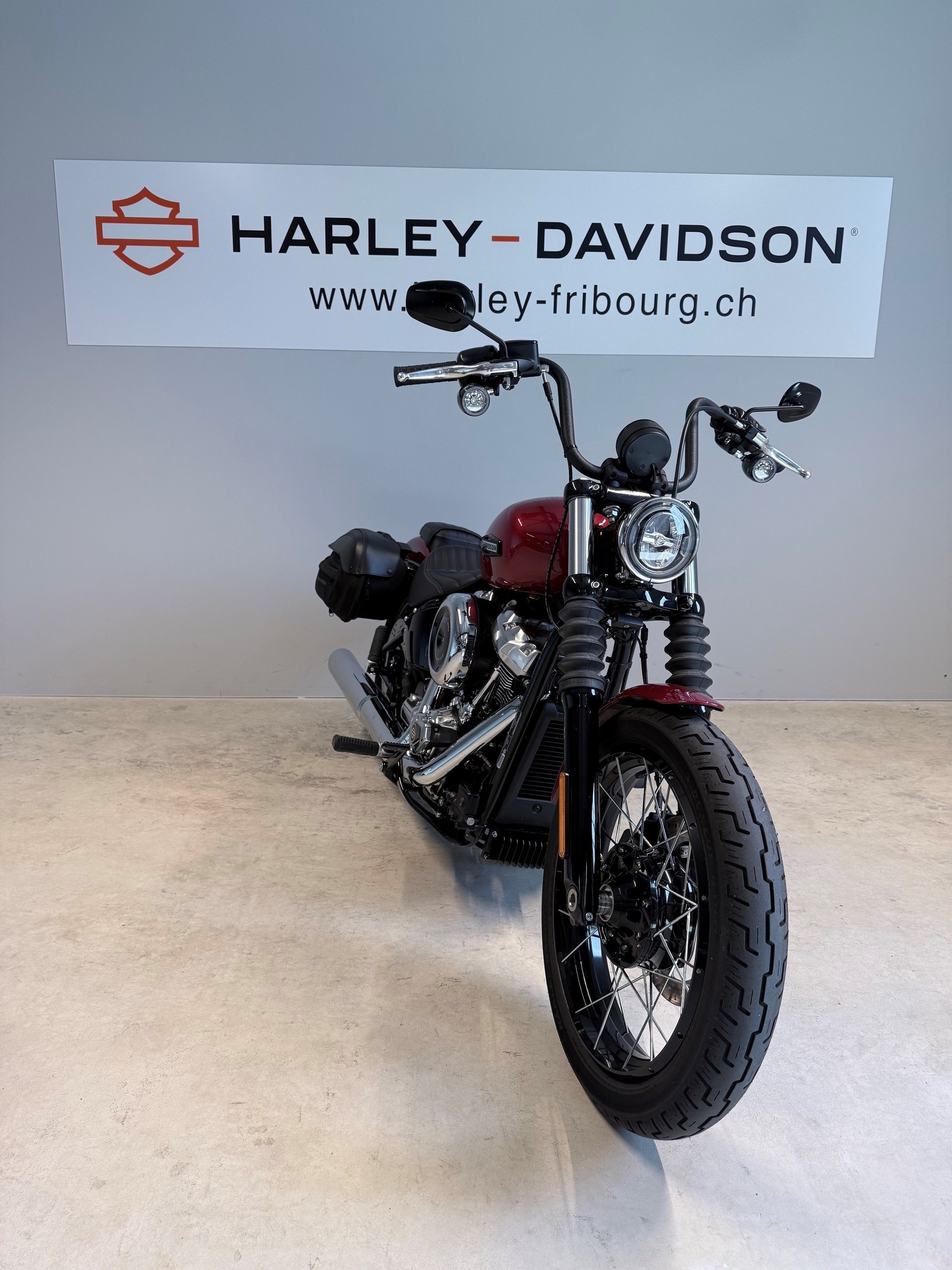HARLEY-DAVIDSON FXBB Street Bob 117ci-showroom-element-2