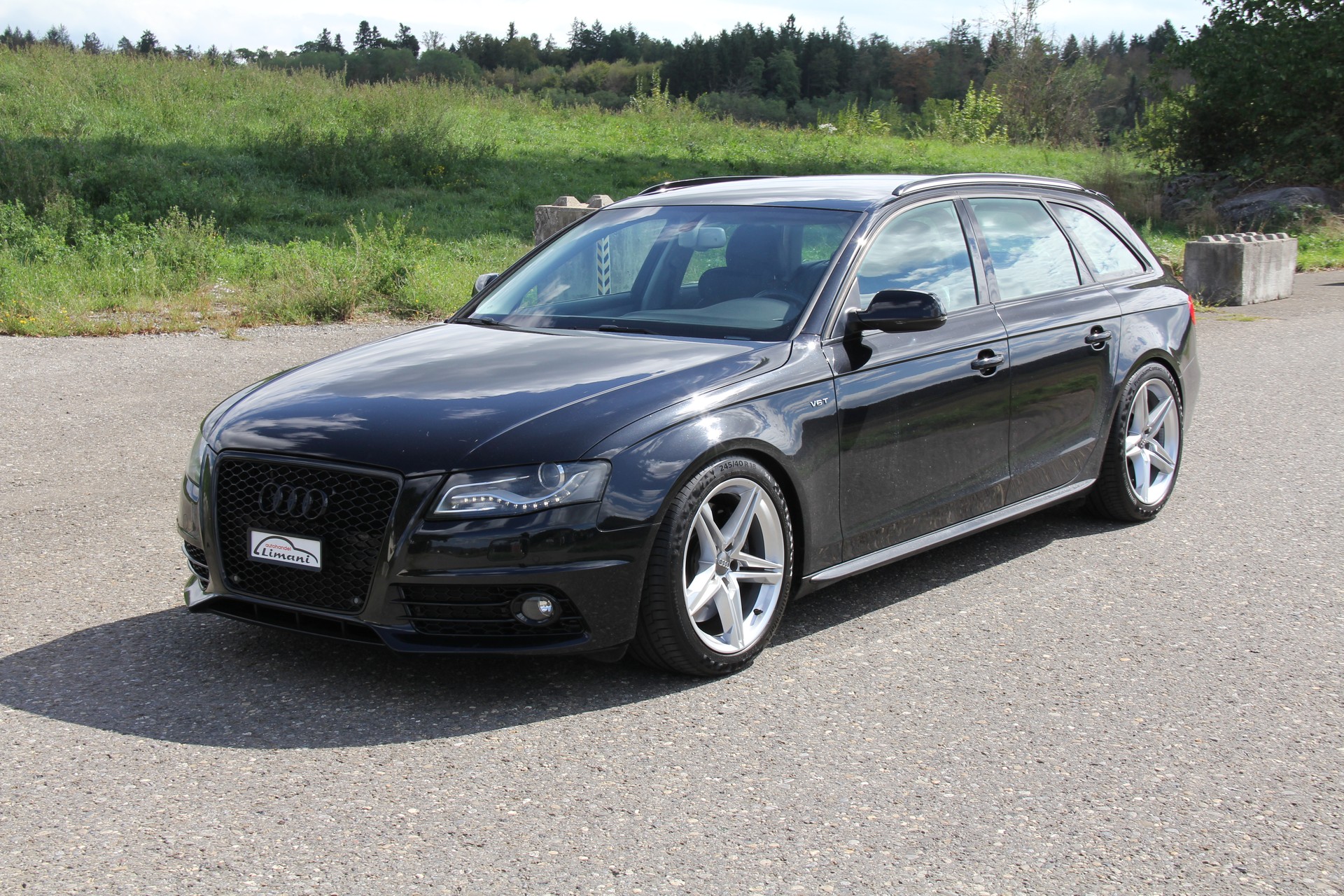 AUDI S4 Avant 3.0 TFSI quattro S-tronic-showroom-element-1