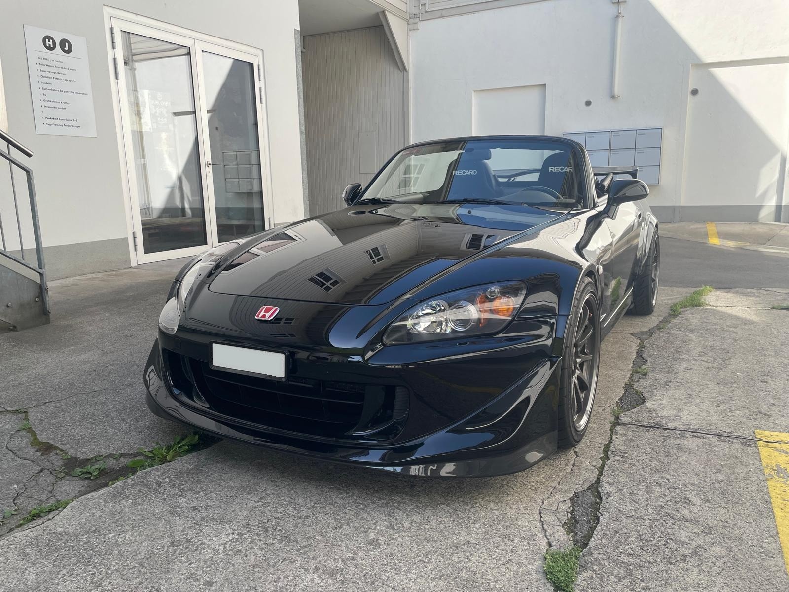 HONDA S2000-image-2