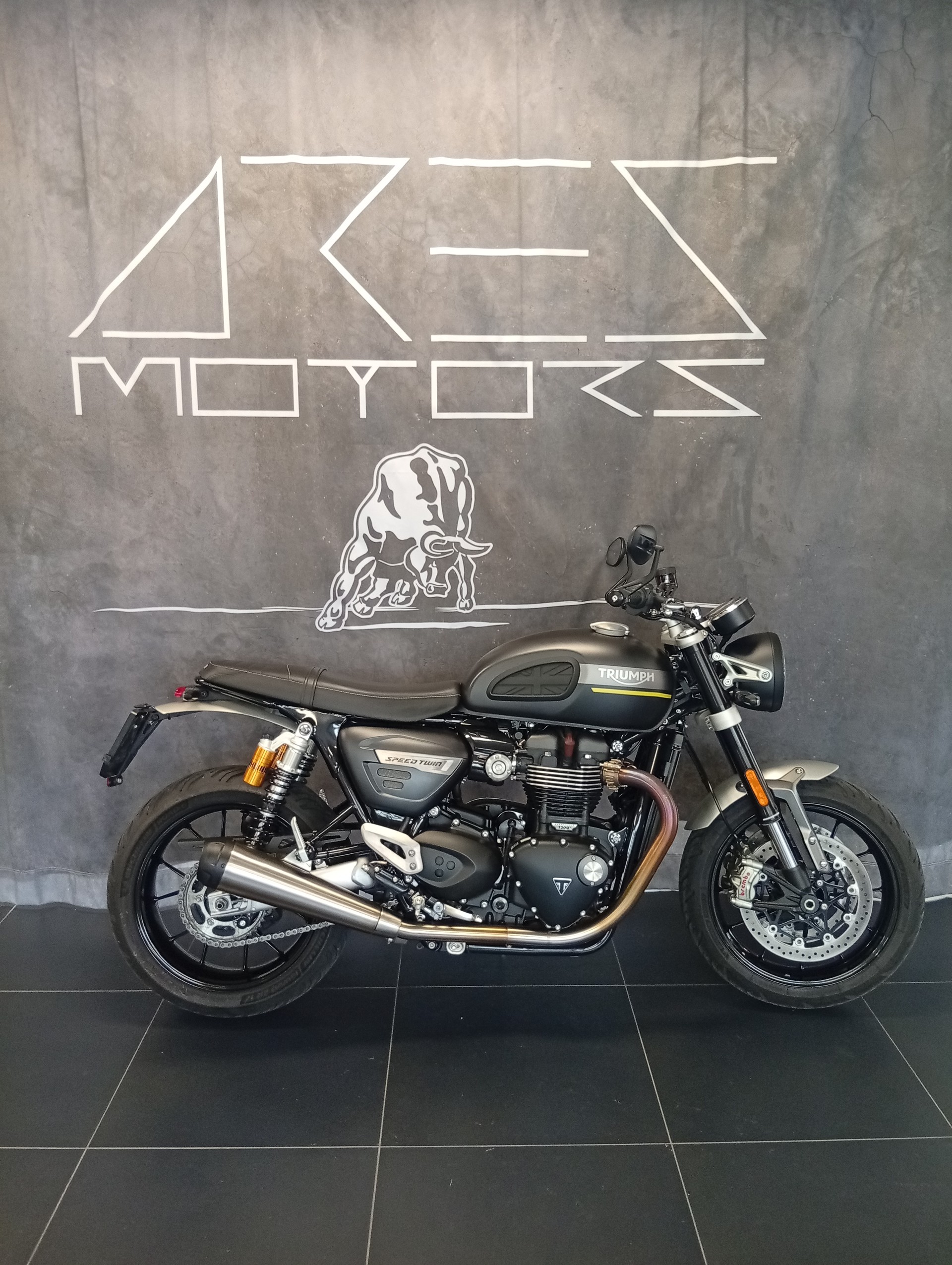 TRIUMPH Speed Twin 1200