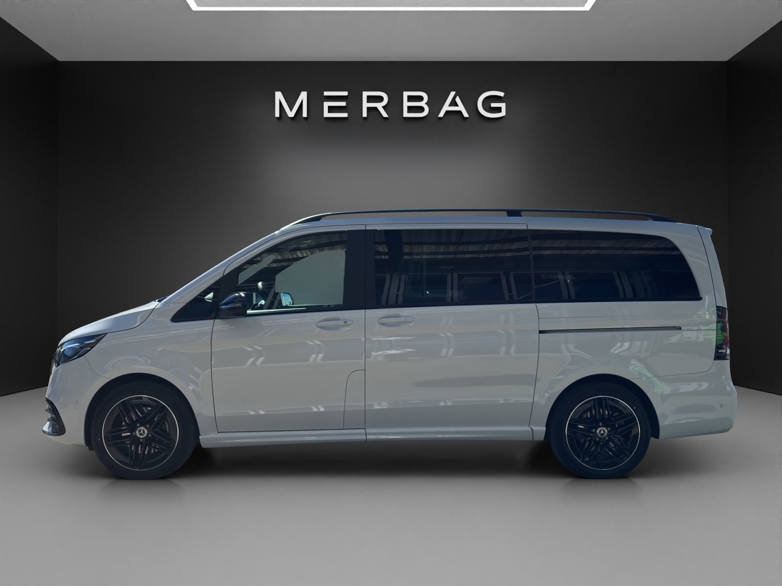 MERCEDES-BENZ V 300 d lang 4Matic Swiss Edition 9G-Tronic-image-2