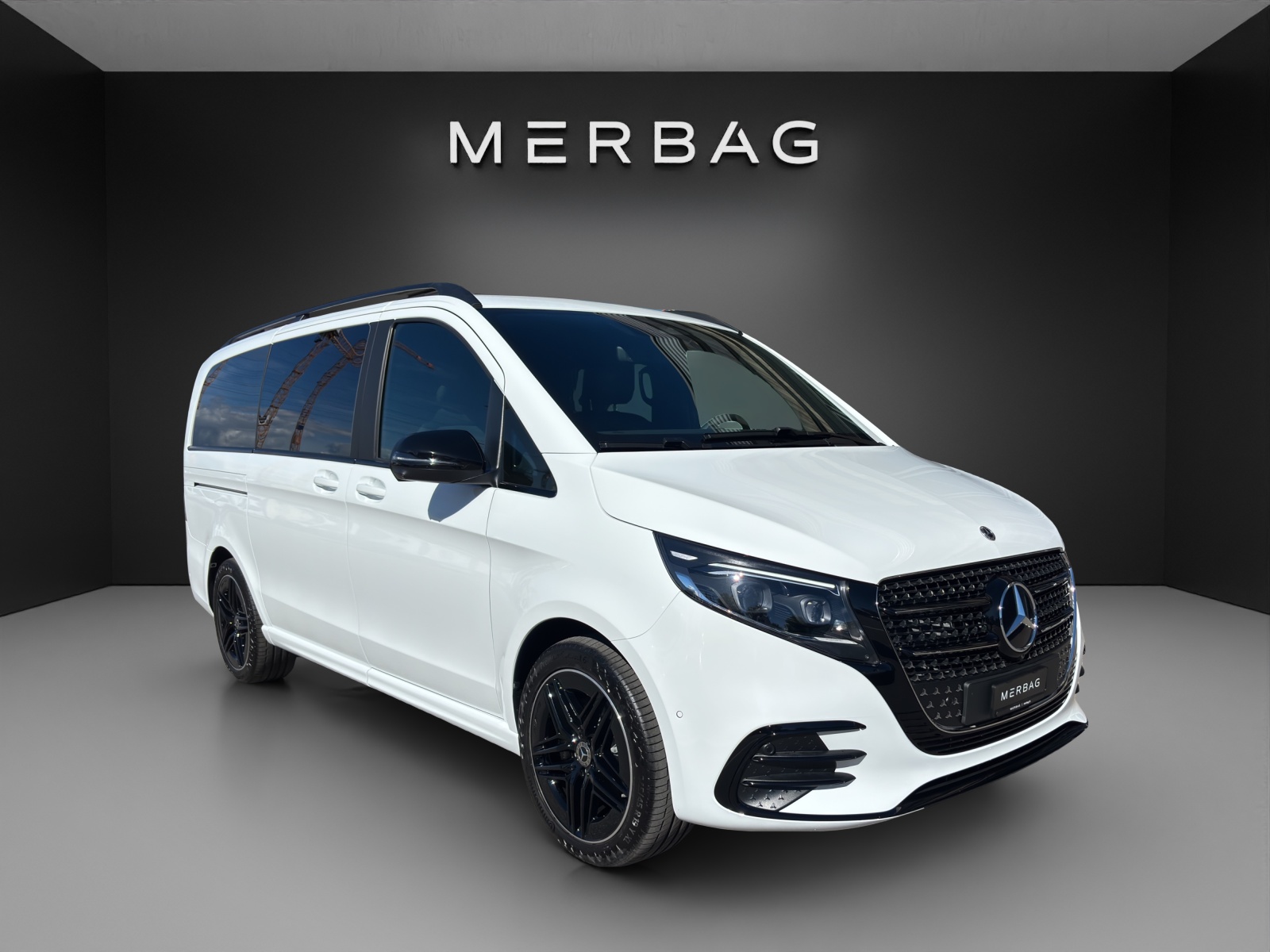 MERCEDES-BENZ V 300 d lang 4Matic Swiss Edition 9G-Tronic — slika 1