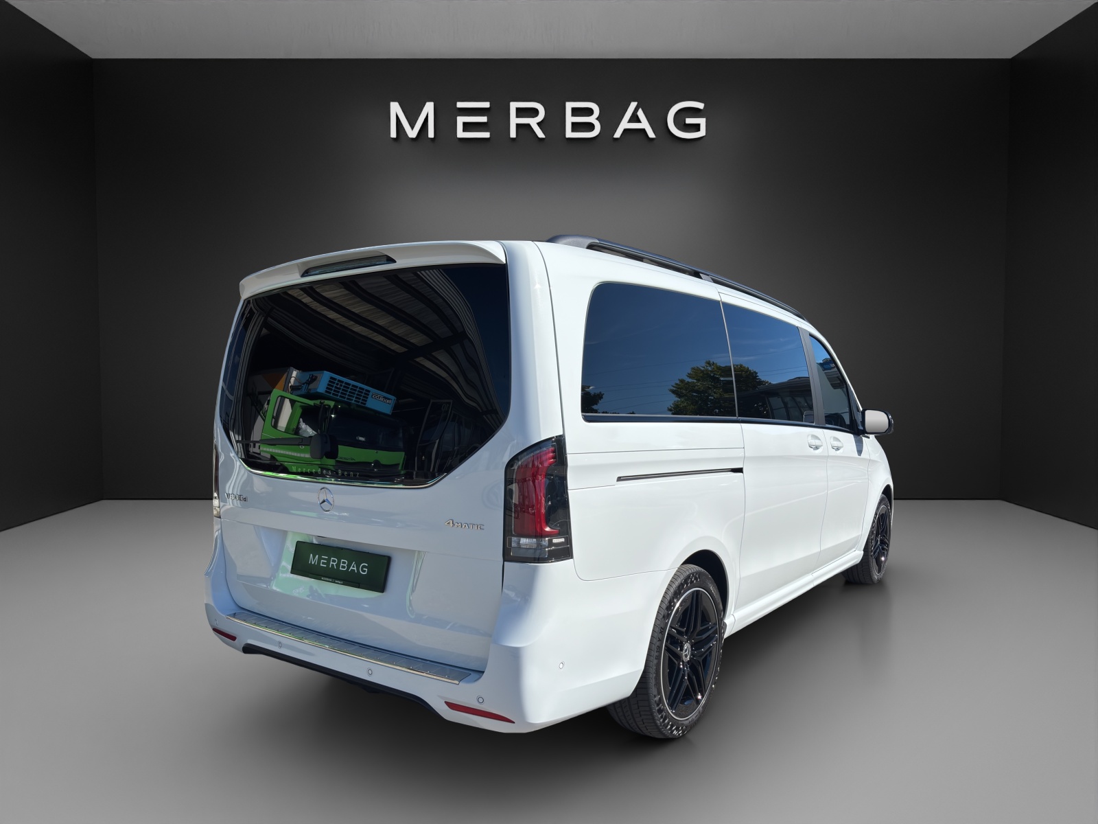 MERCEDES-BENZ V 300 d lang 4Matic Swiss Edition 9G-Tronic-image-6