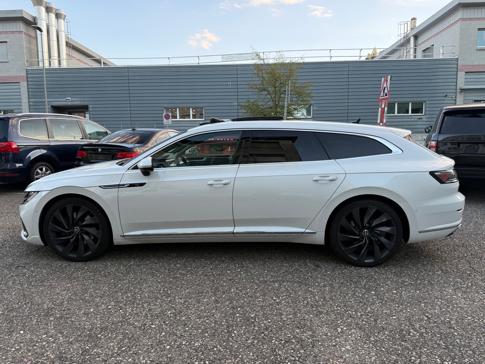 VW Arteon SB 2.0 TSI R-Line 4Motion DSG-image-2